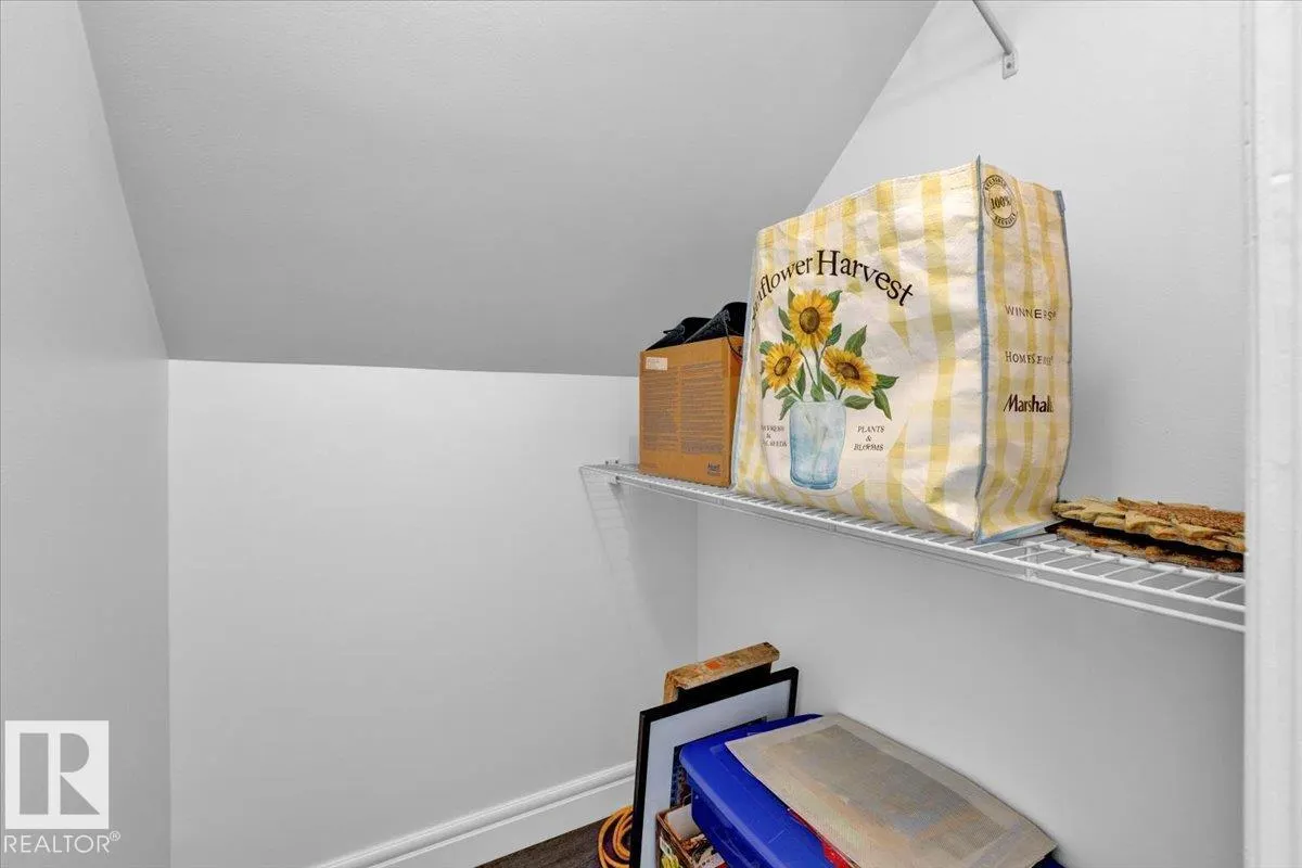 11910 76 ST NW
