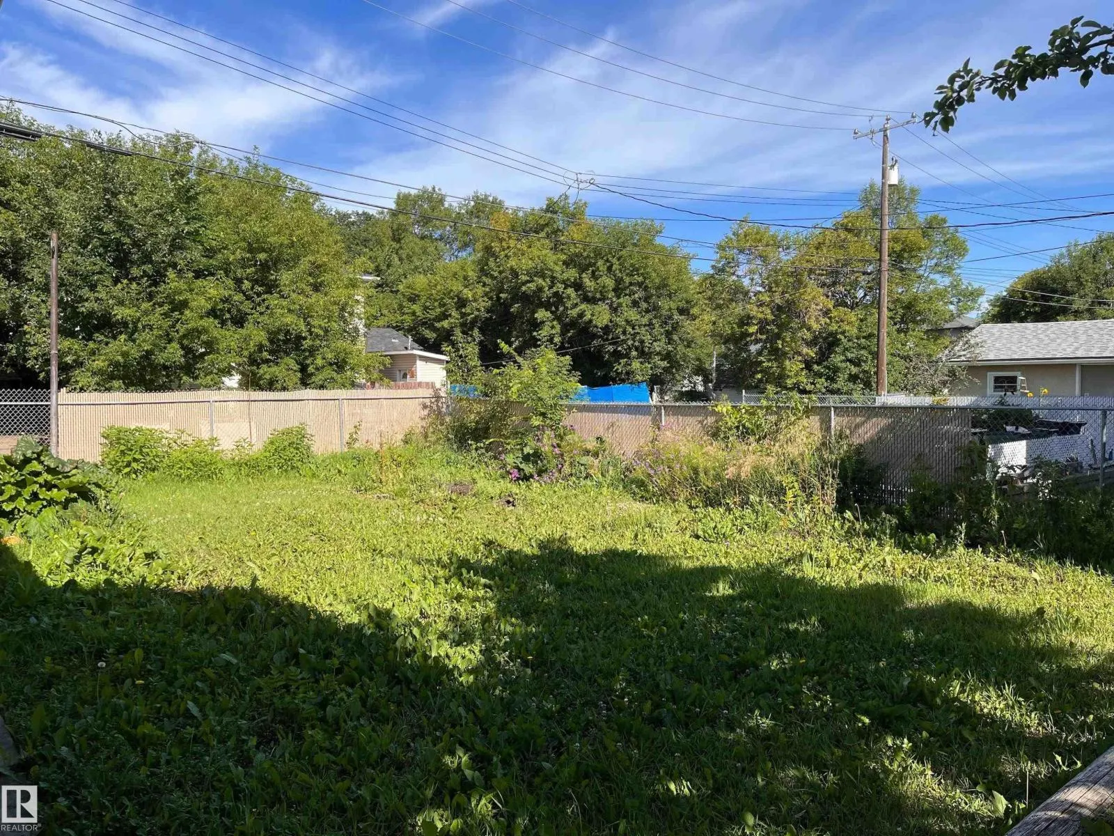 11910 76 St NW