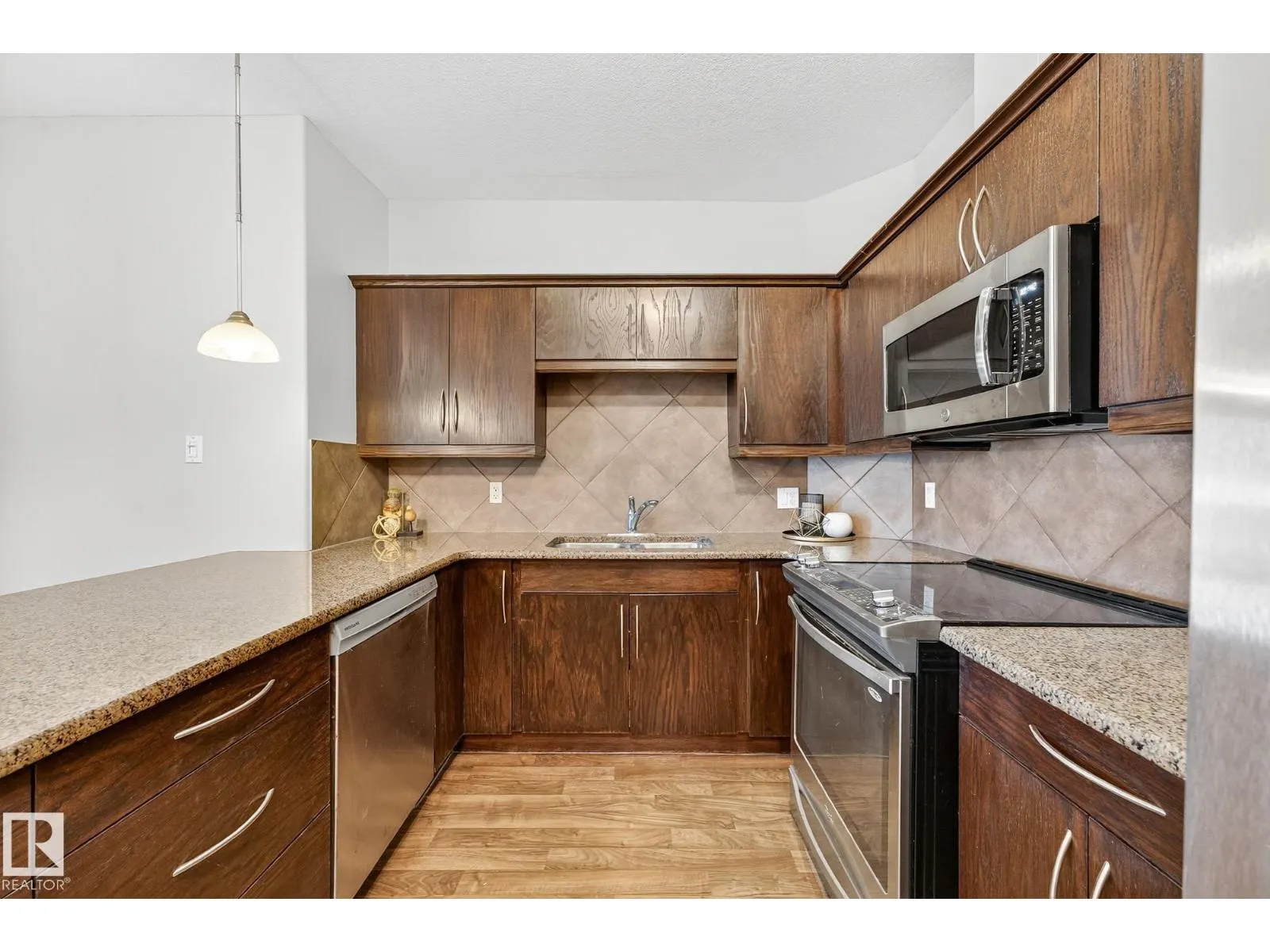 #4101 7323 SOUTH TERWILLEGAR DR NW