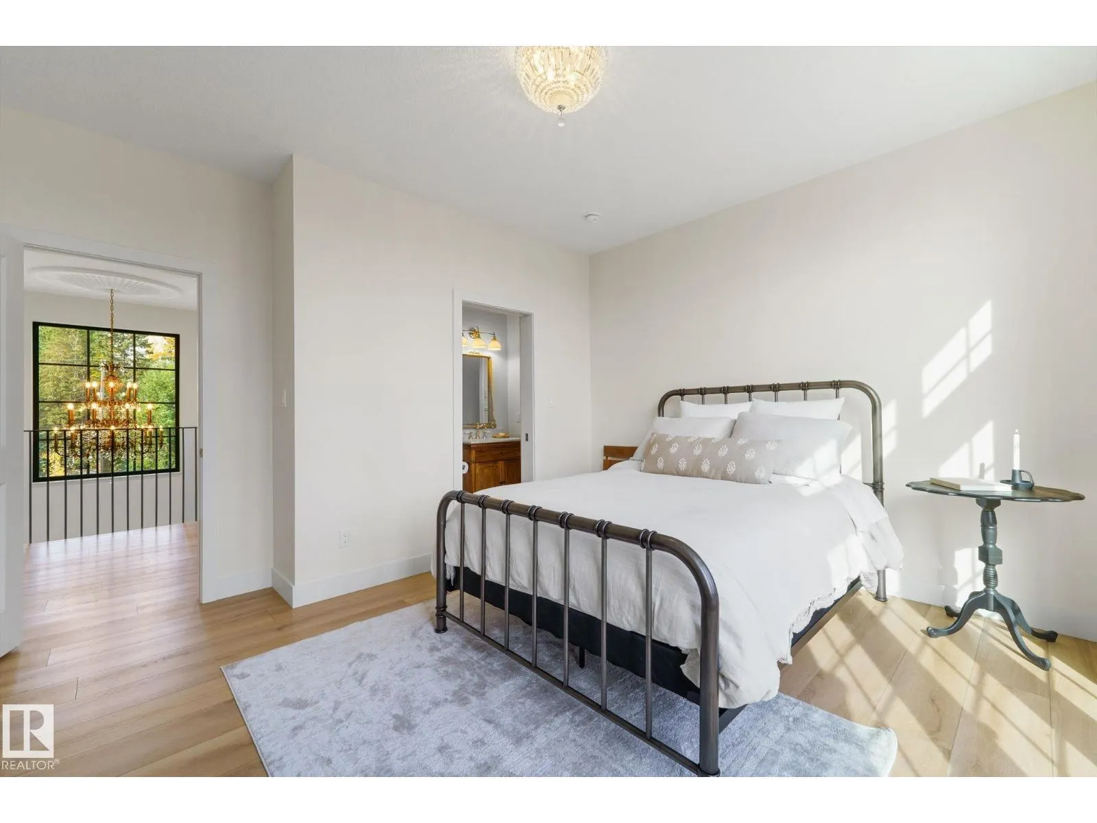183 WINDERMERE DR NW