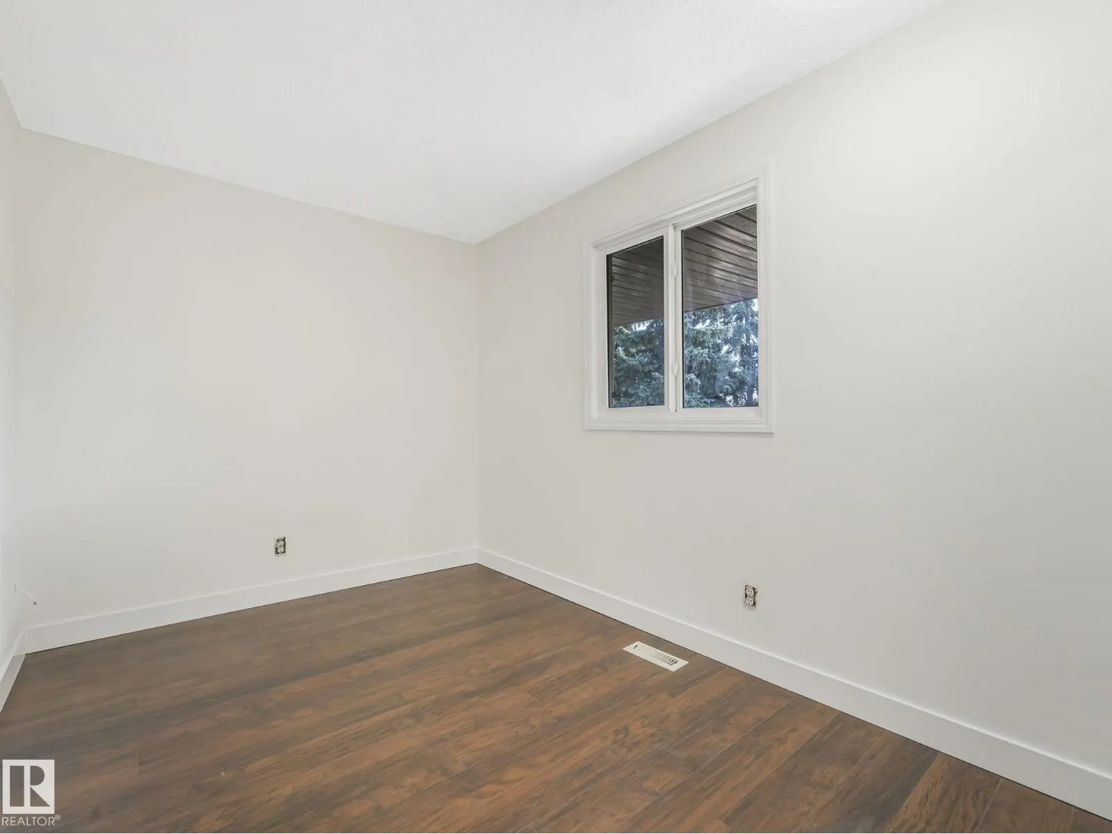 17010 100 ST NW
