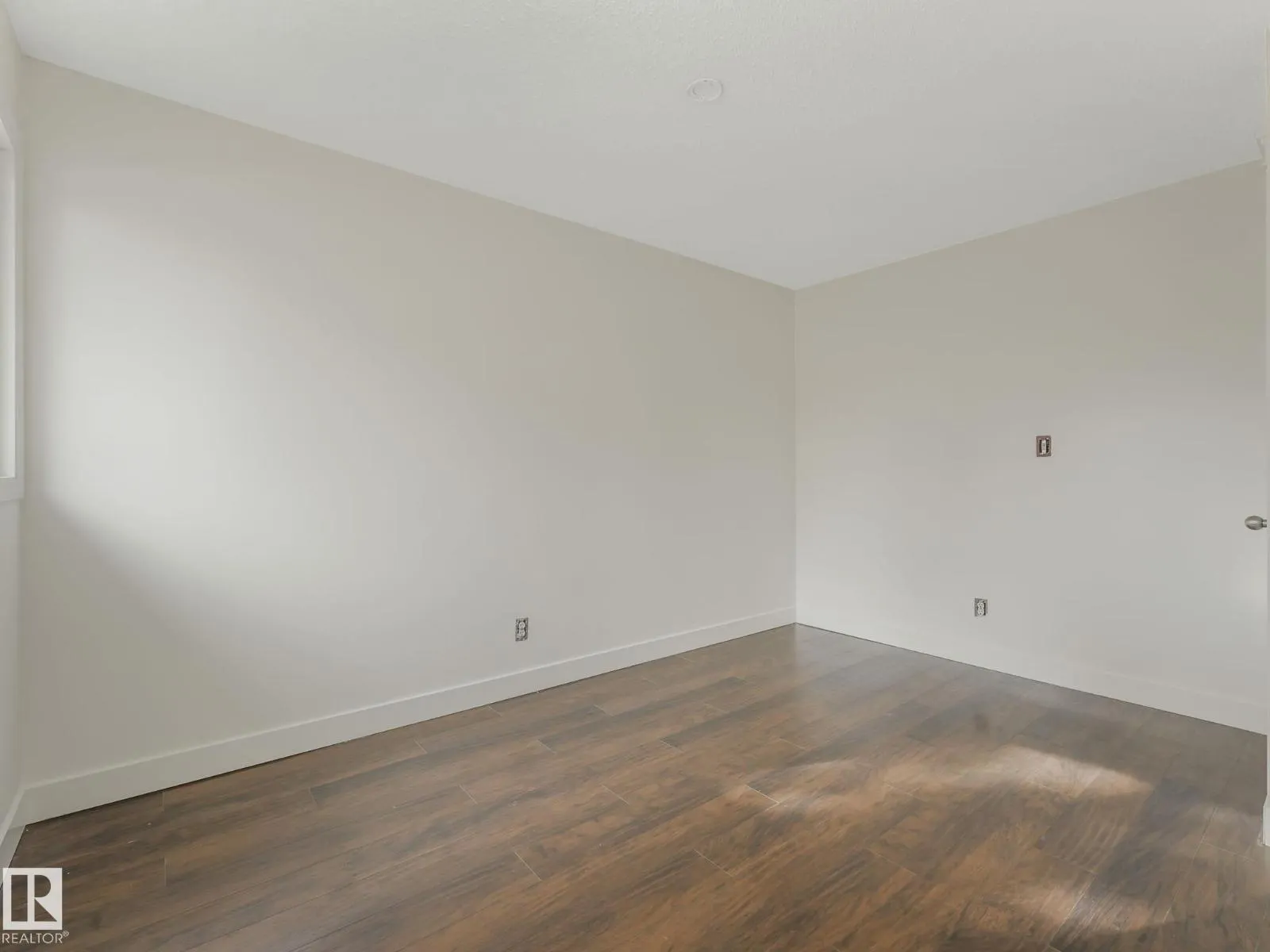 17010 100 ST NW