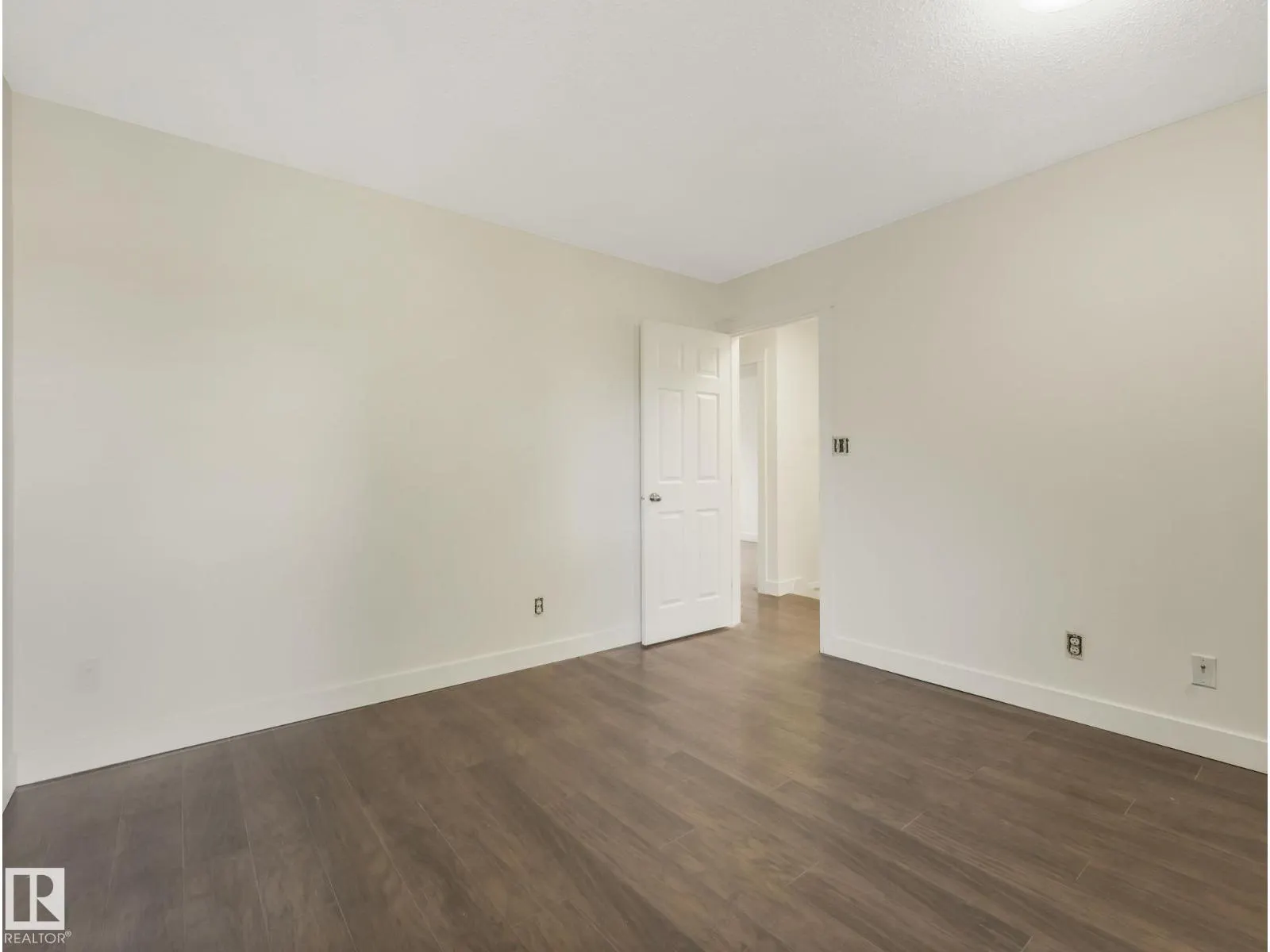 17010 100 ST NW