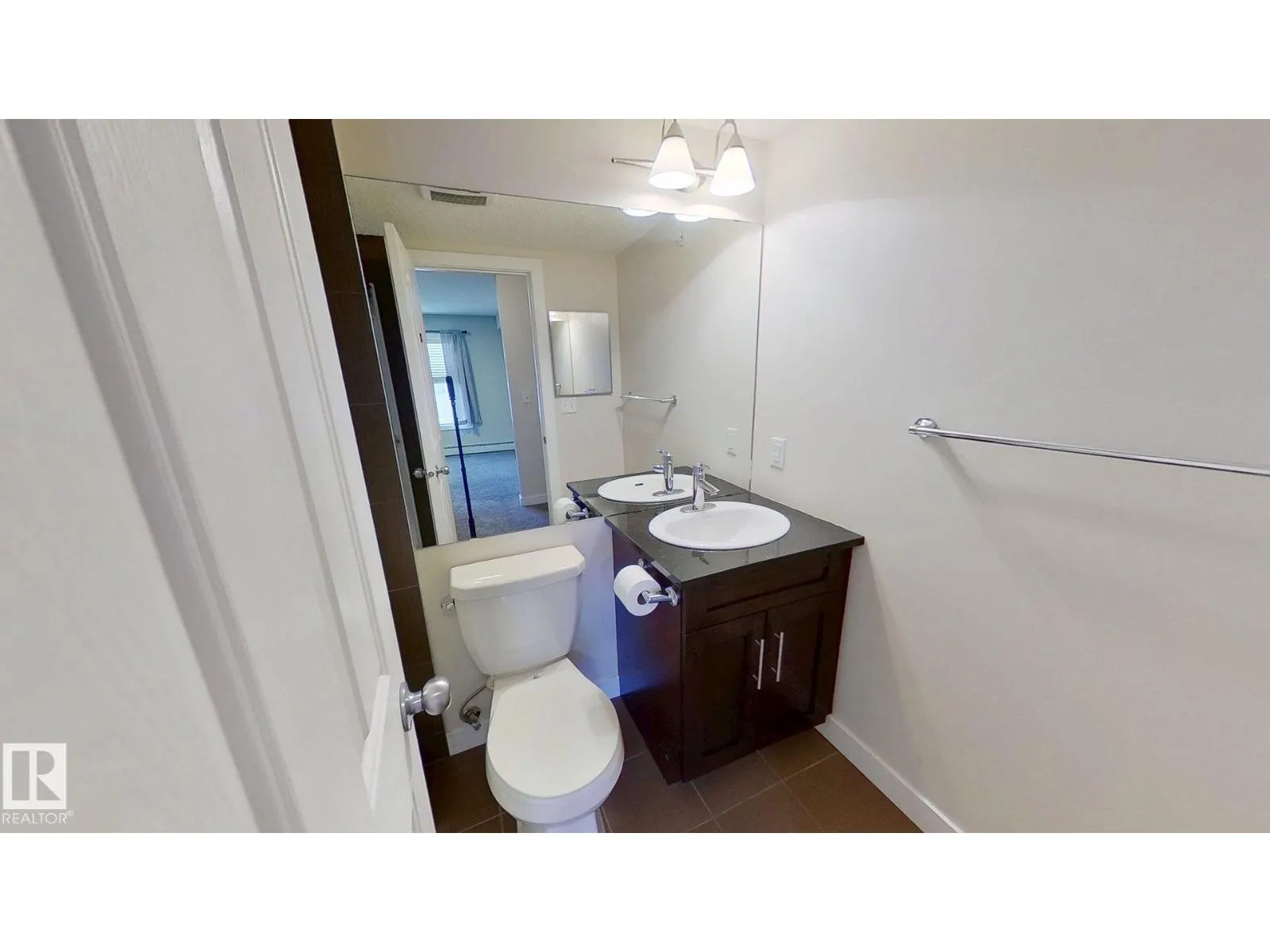 #402 11804 22 AV SW