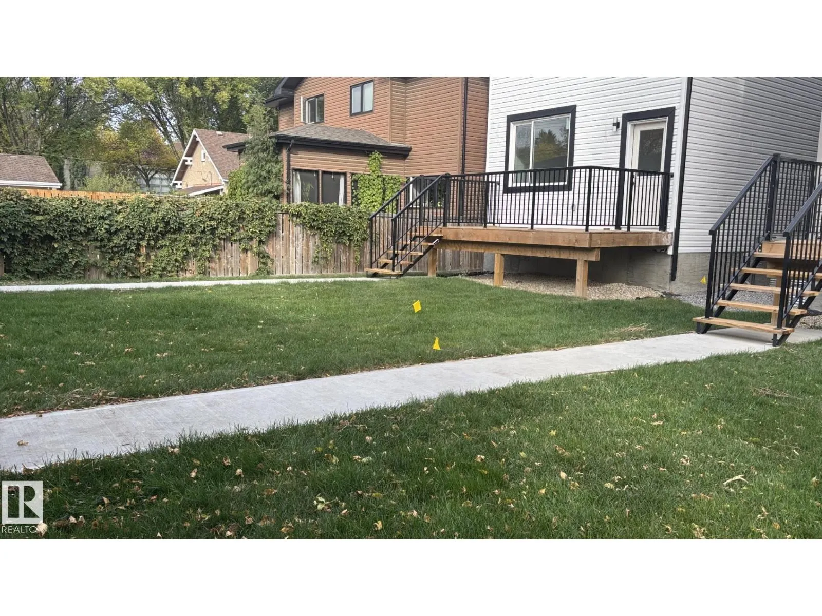 11140 126 ST E NW