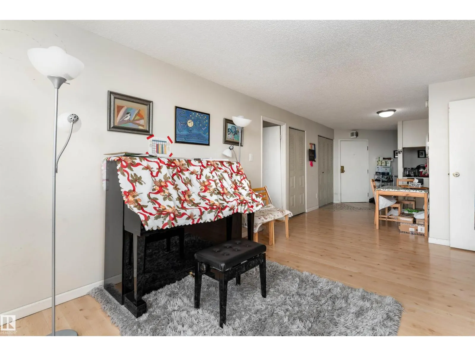 #1302 10149 SASKATCHEWAN DR NW