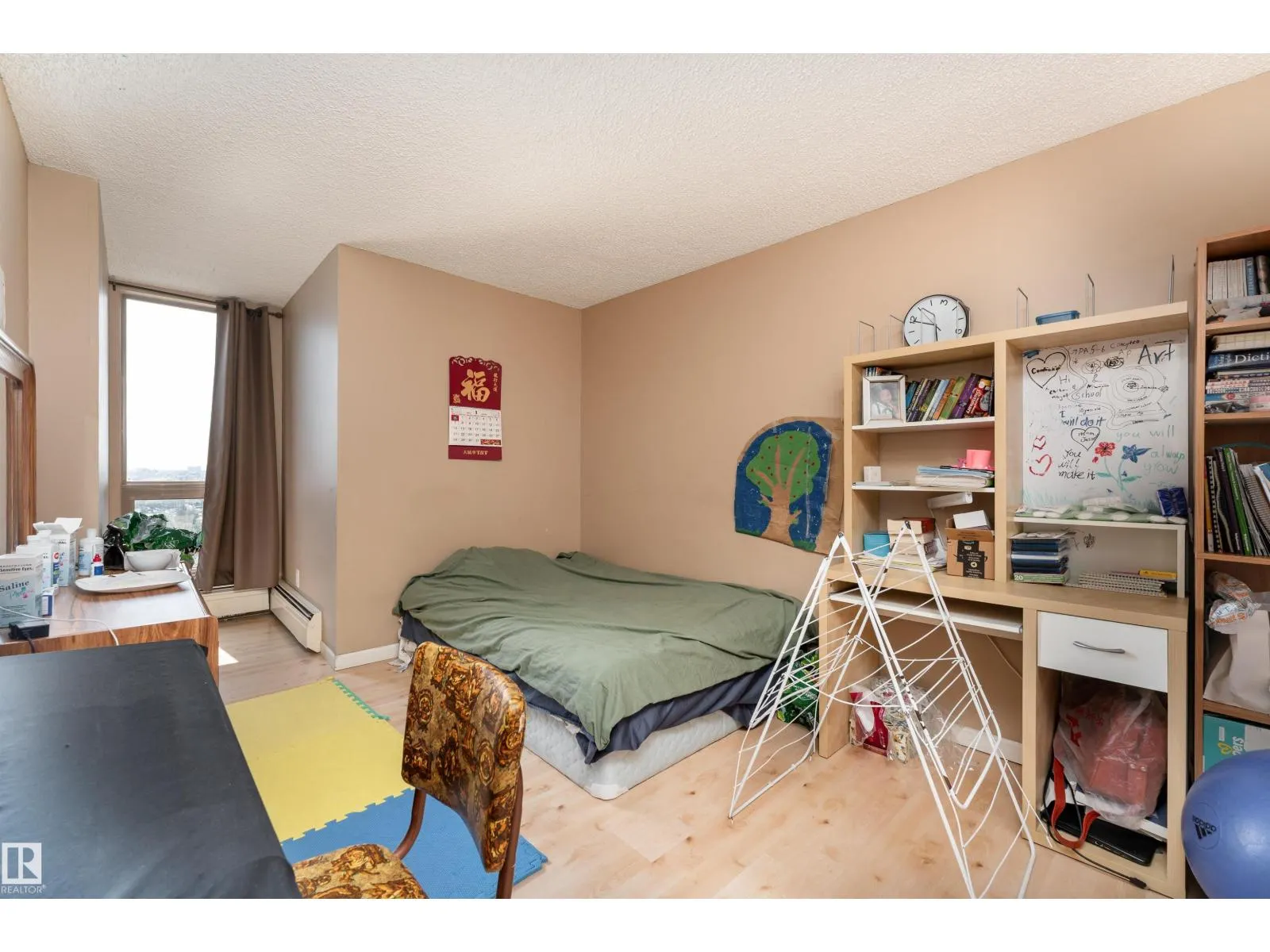 #1302 10149 SASKATCHEWAN DR NW
