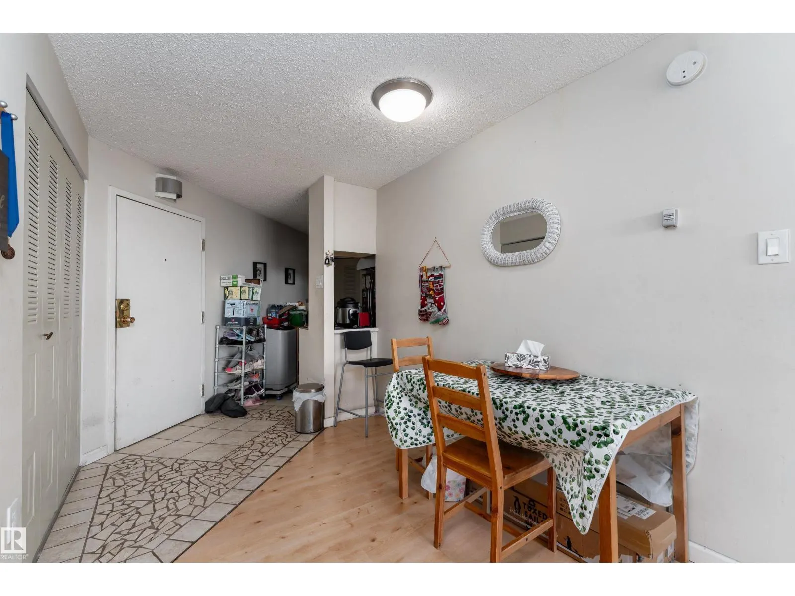 #1302 10149 SASKATCHEWAN DR NW