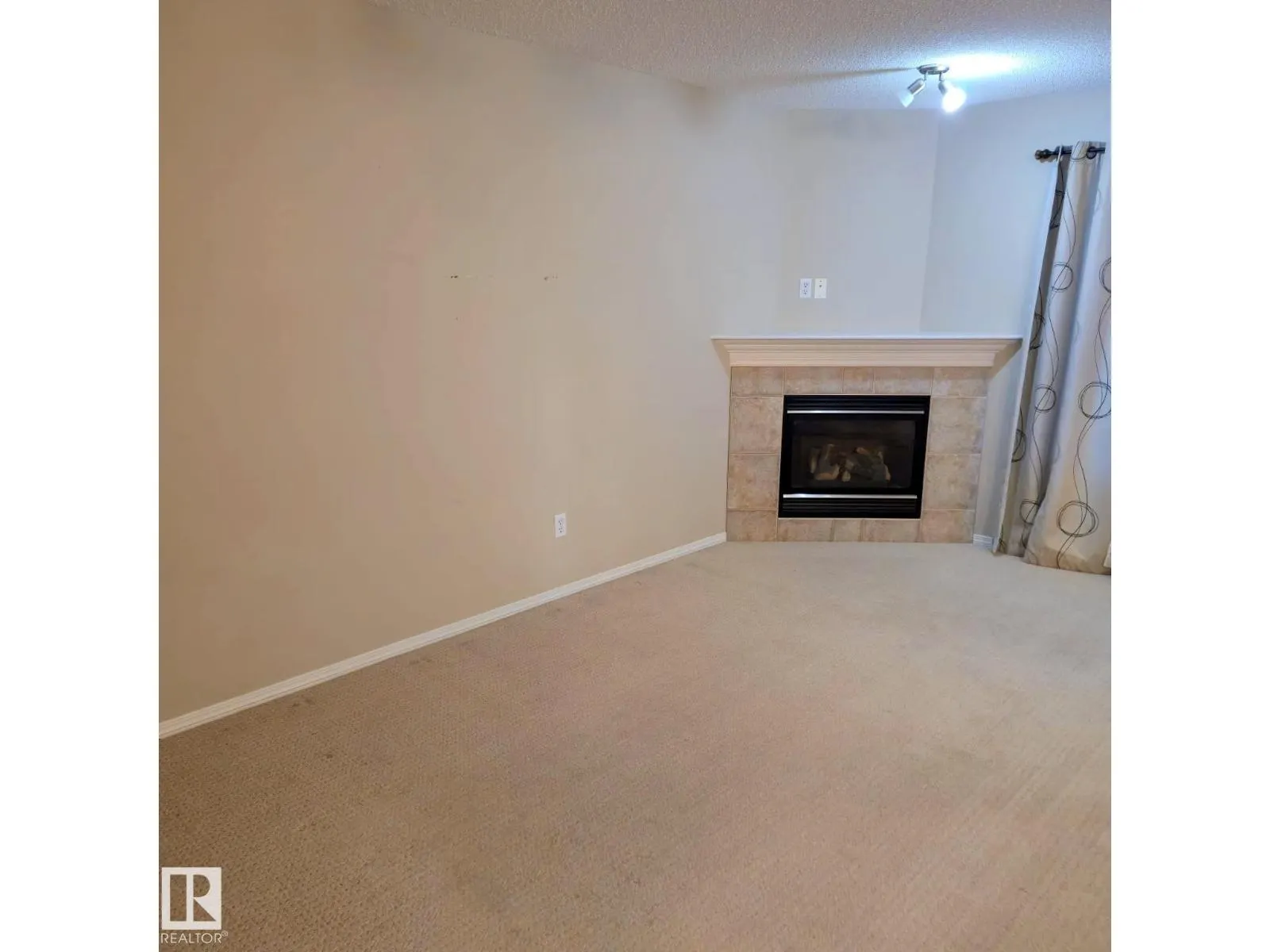 #20 120 MAGRATH RD NW