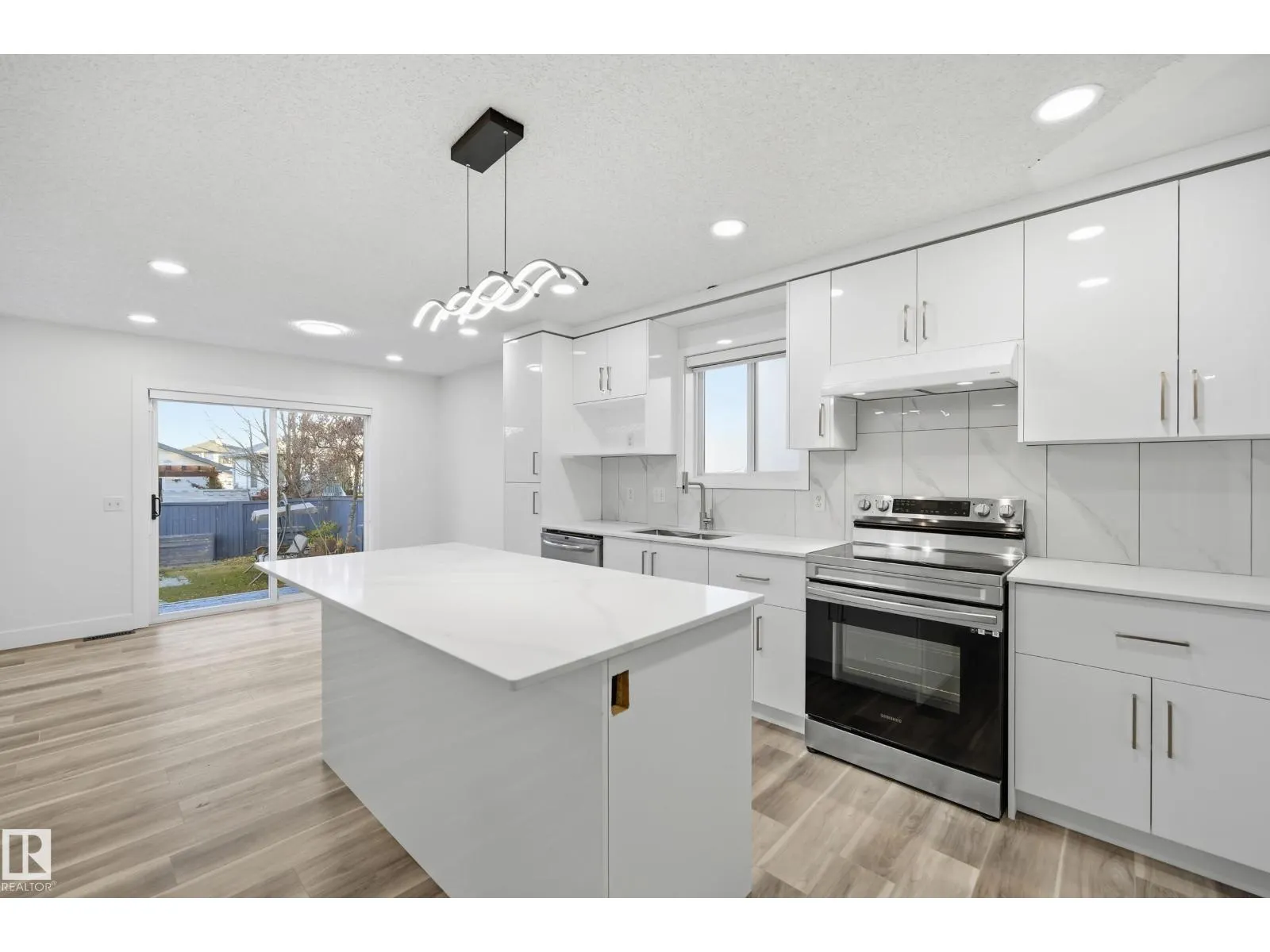 336 Wild Rose WY NW NW