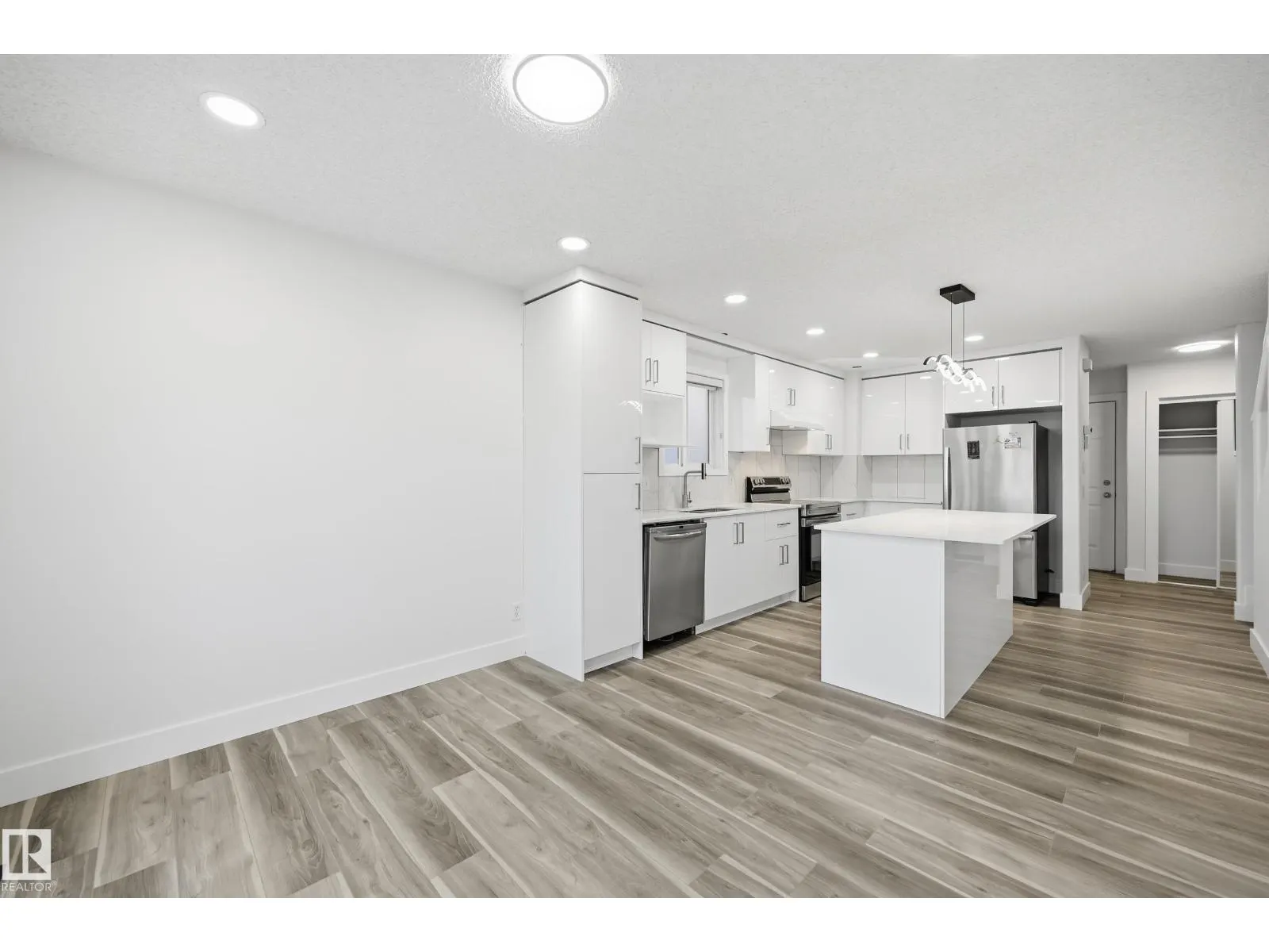 336 Wild Rose WY NW NW