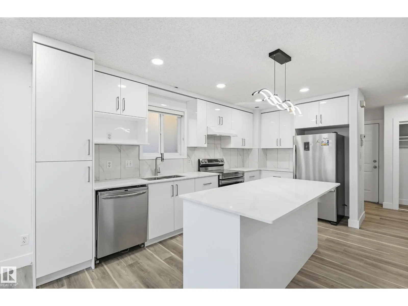336 Wild Rose WY NW NW