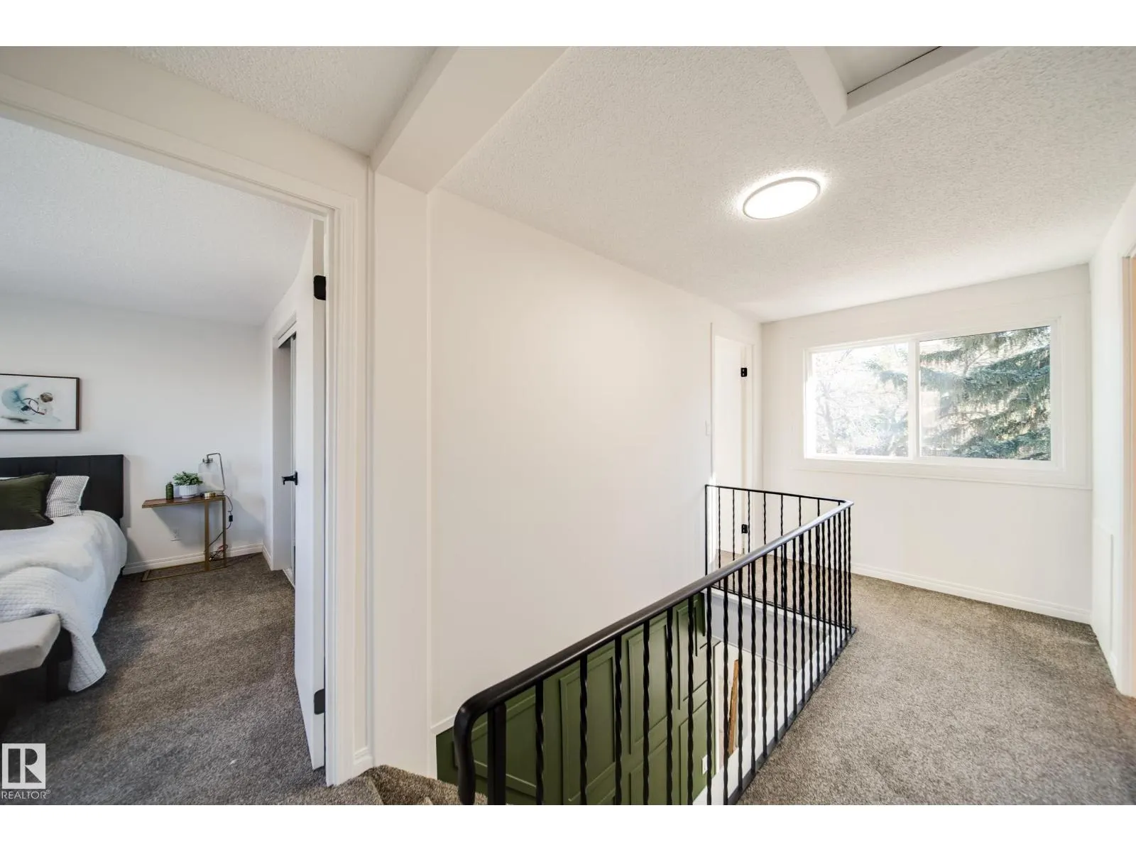 289 RIDGEWOOD