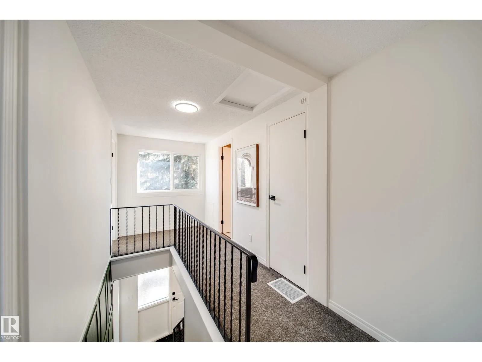 289 RIDGEWOOD