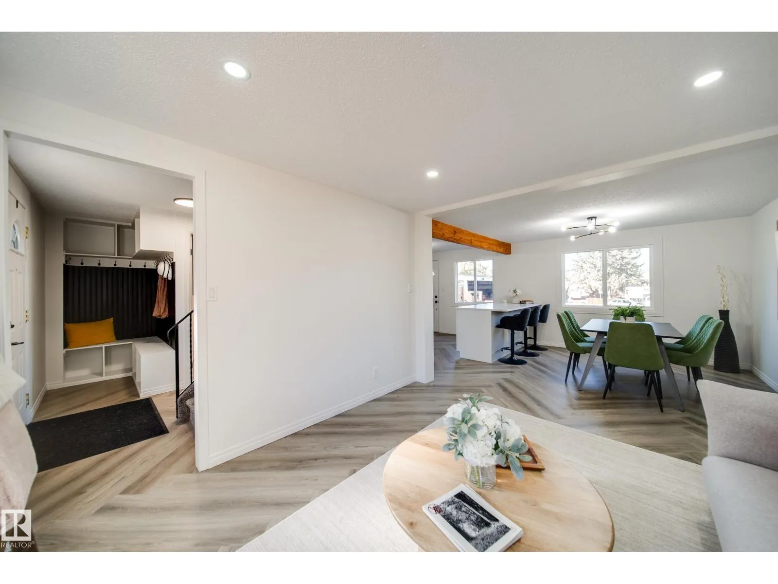 289 RIDGEWOOD