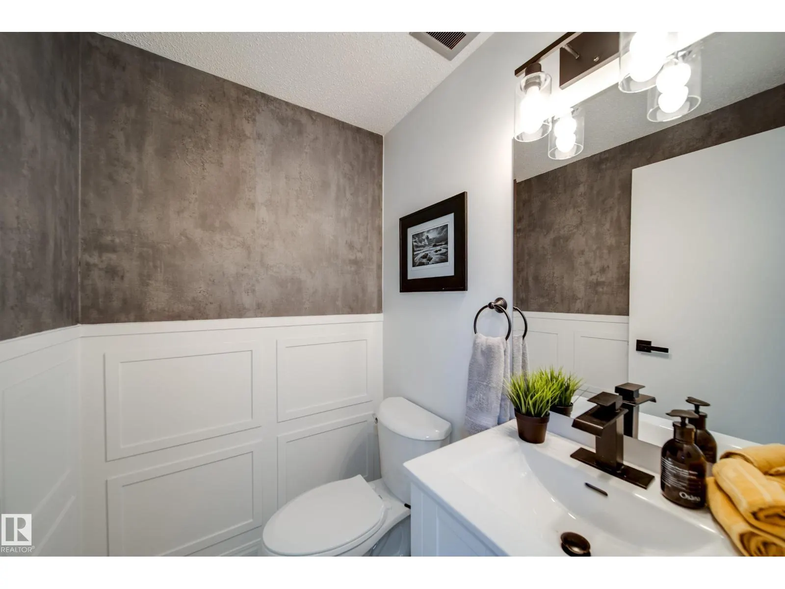 289 RIDGEWOOD