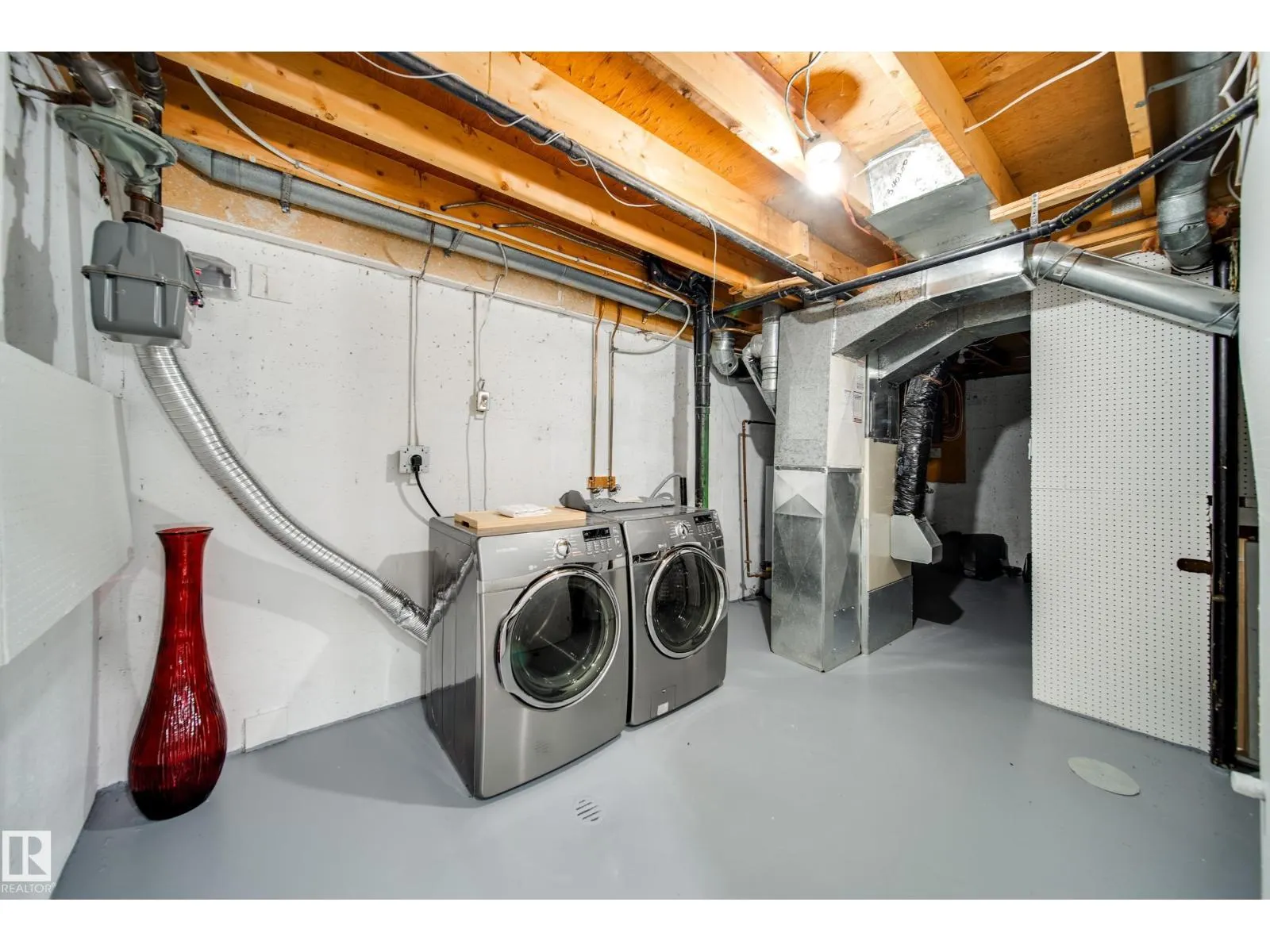 289 RIDGEWOOD