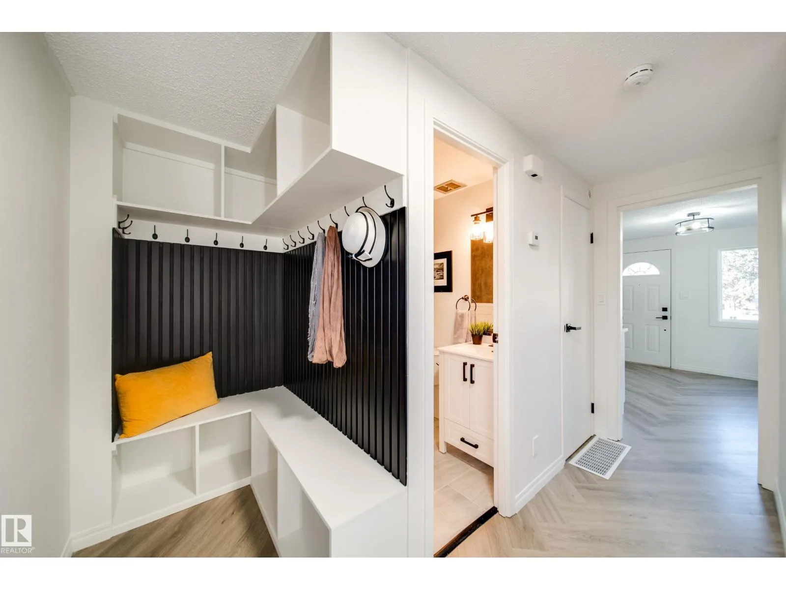 289 RIDGEWOOD
