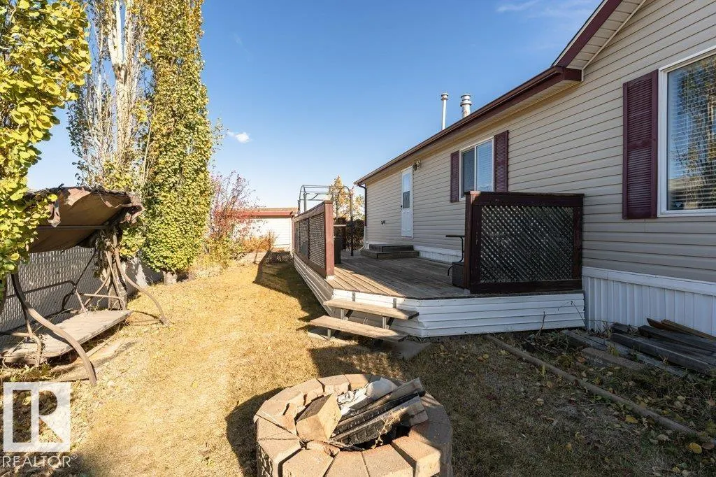 320 Maple Wood DR NW