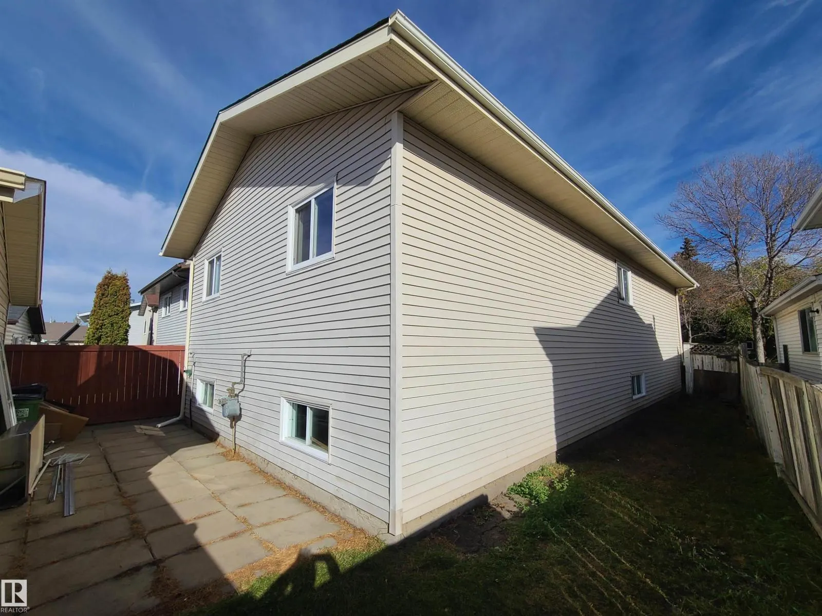 16924 95 ST NW