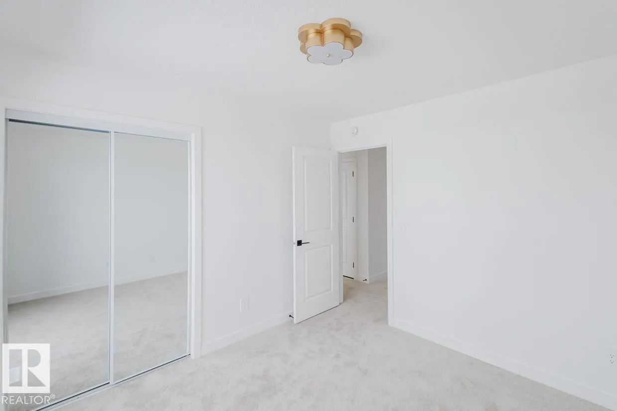 #45 16231 19 AV SW