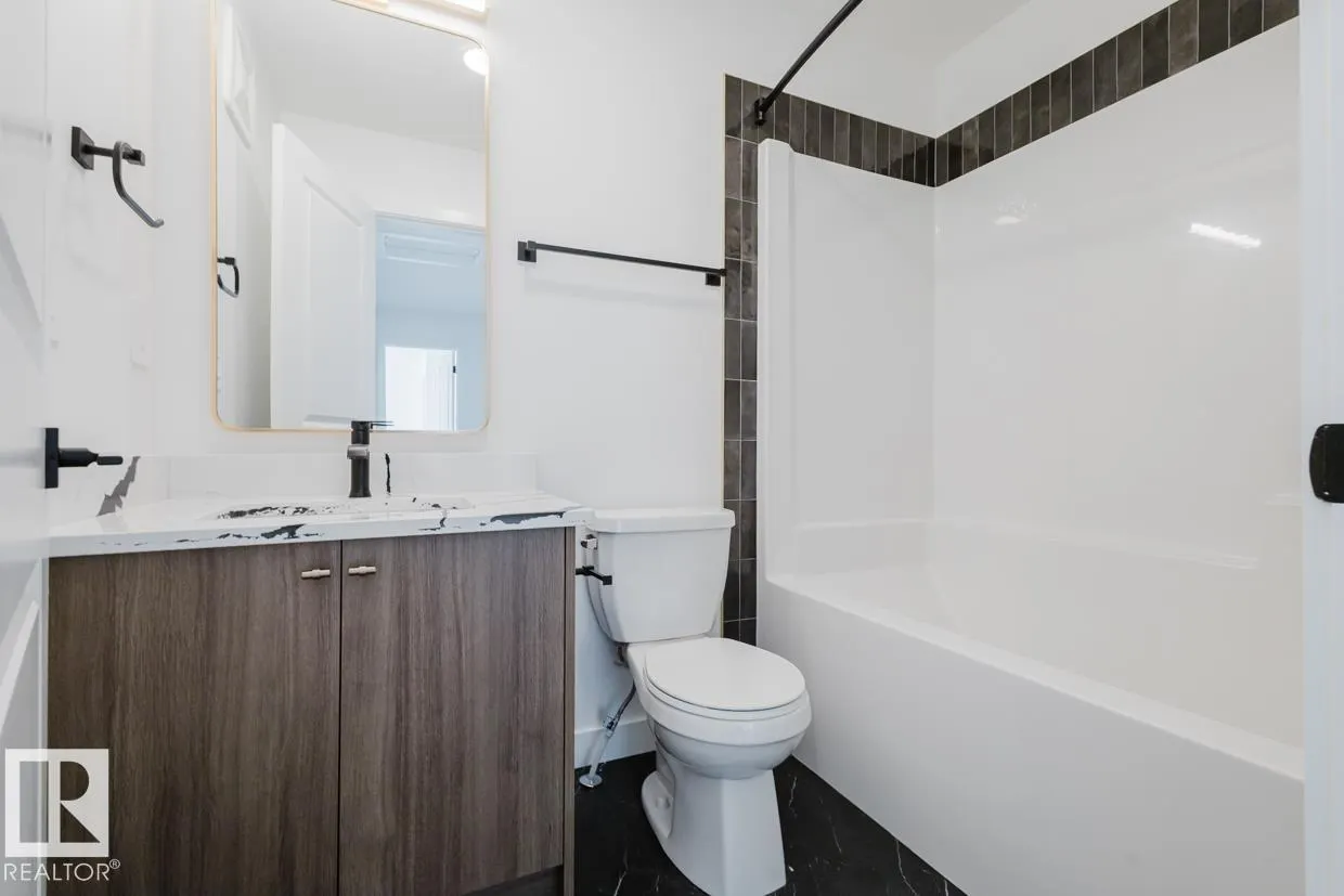 #45 16231 19 AV SW