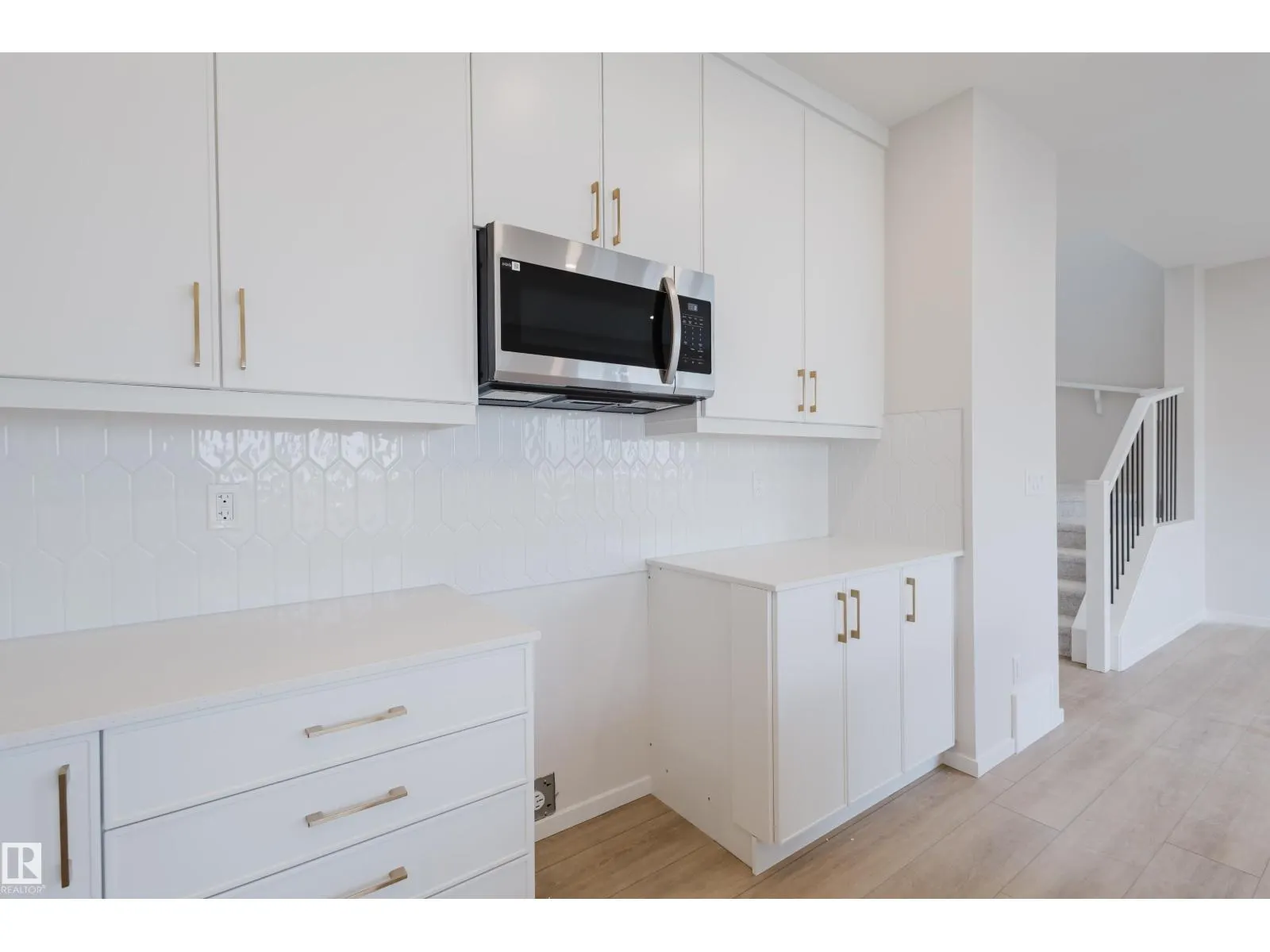 20505 16A AV NW