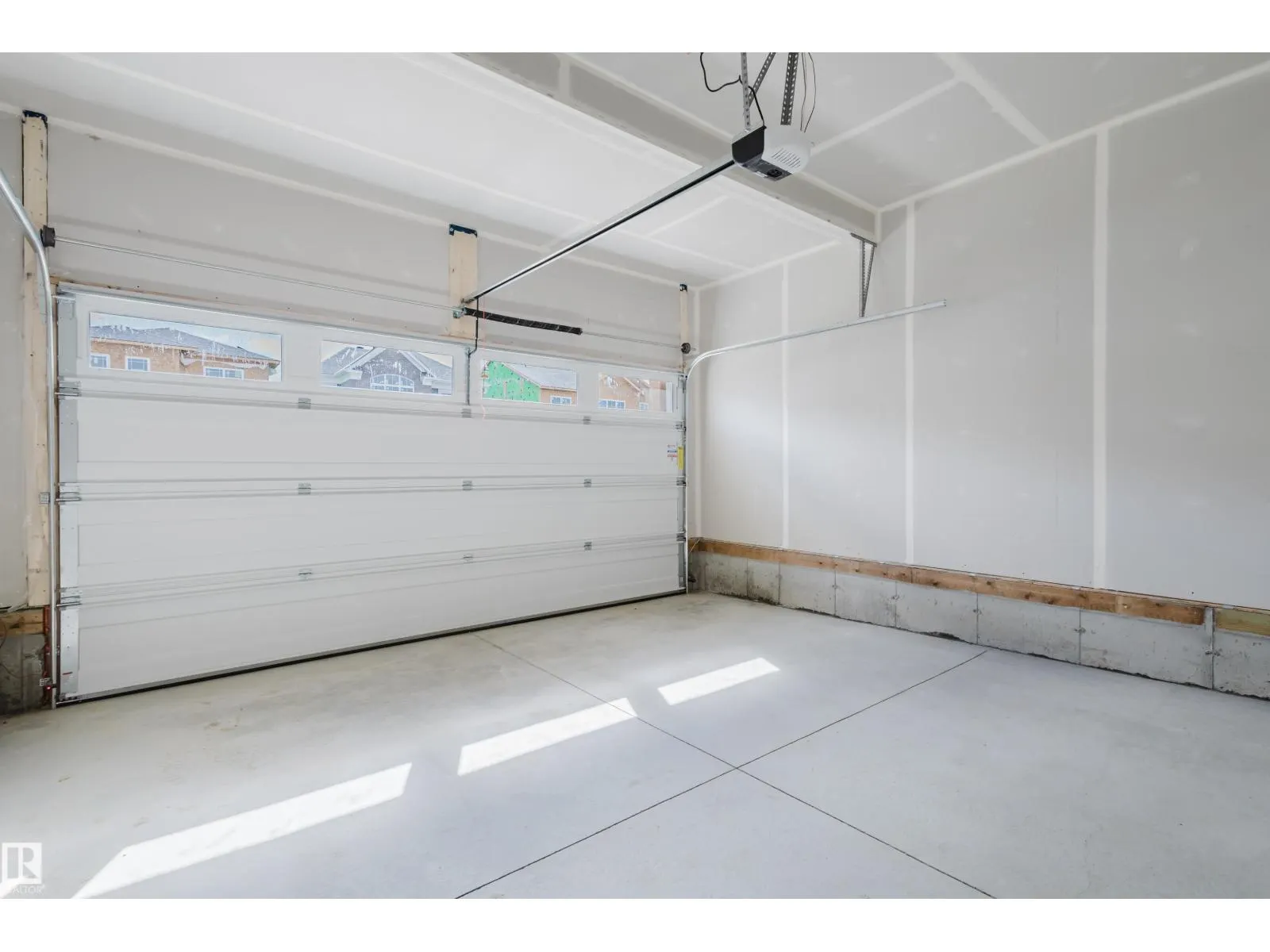 20505 16A AV NW