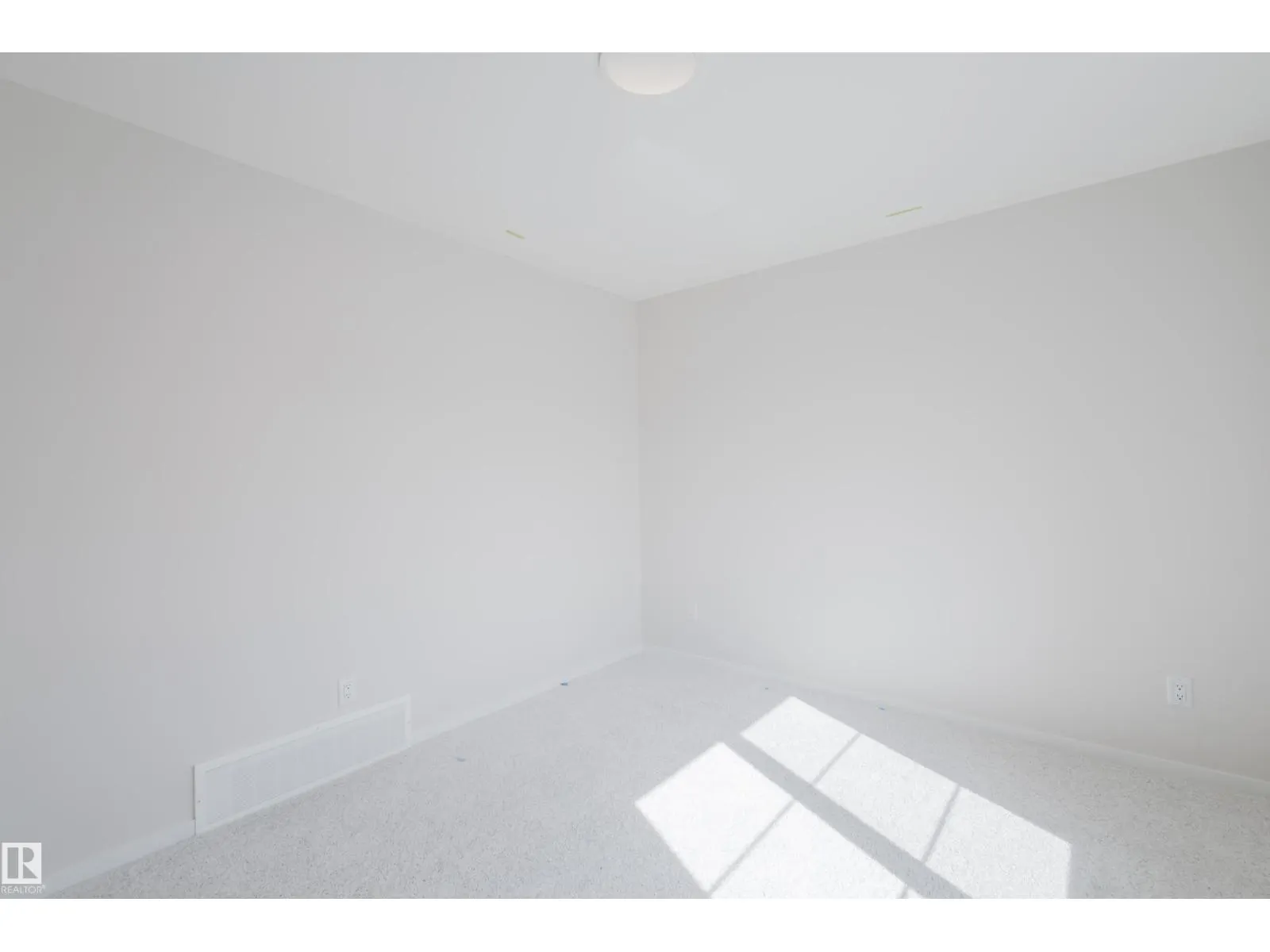 20505 16A AV NW