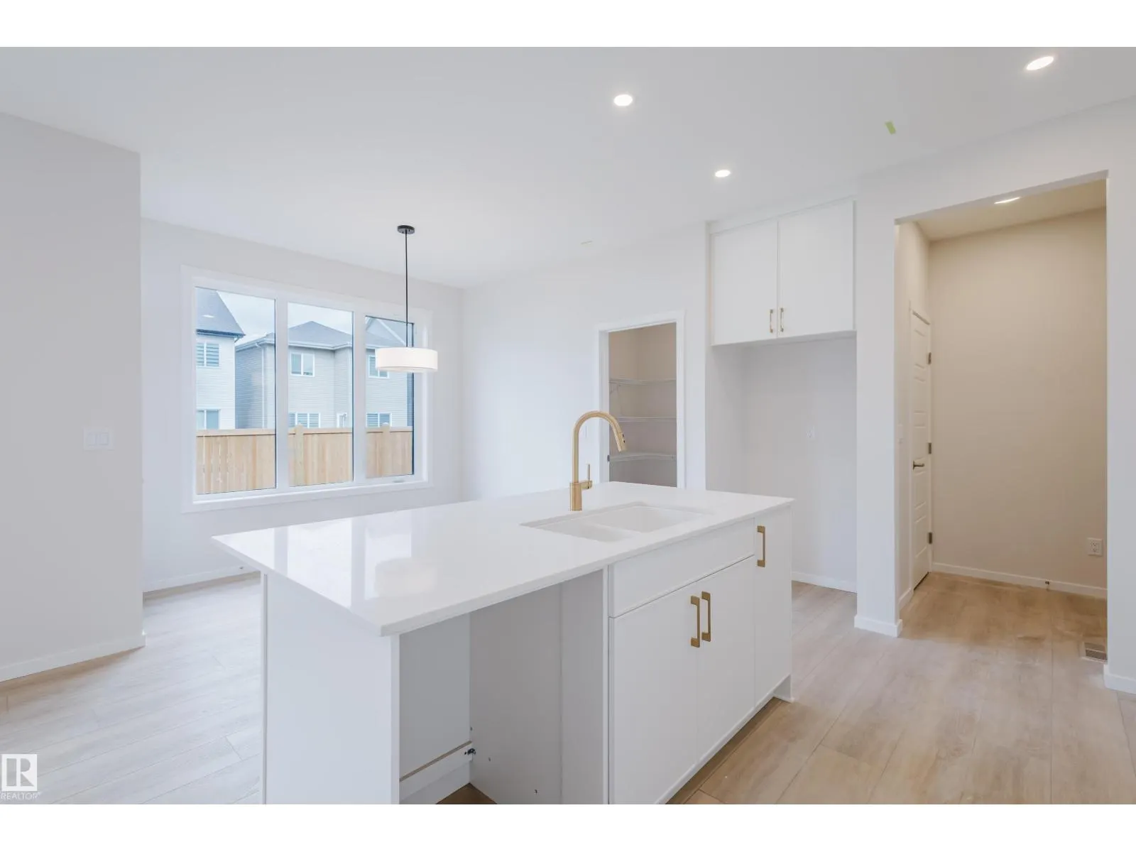 20505 16A AV NW