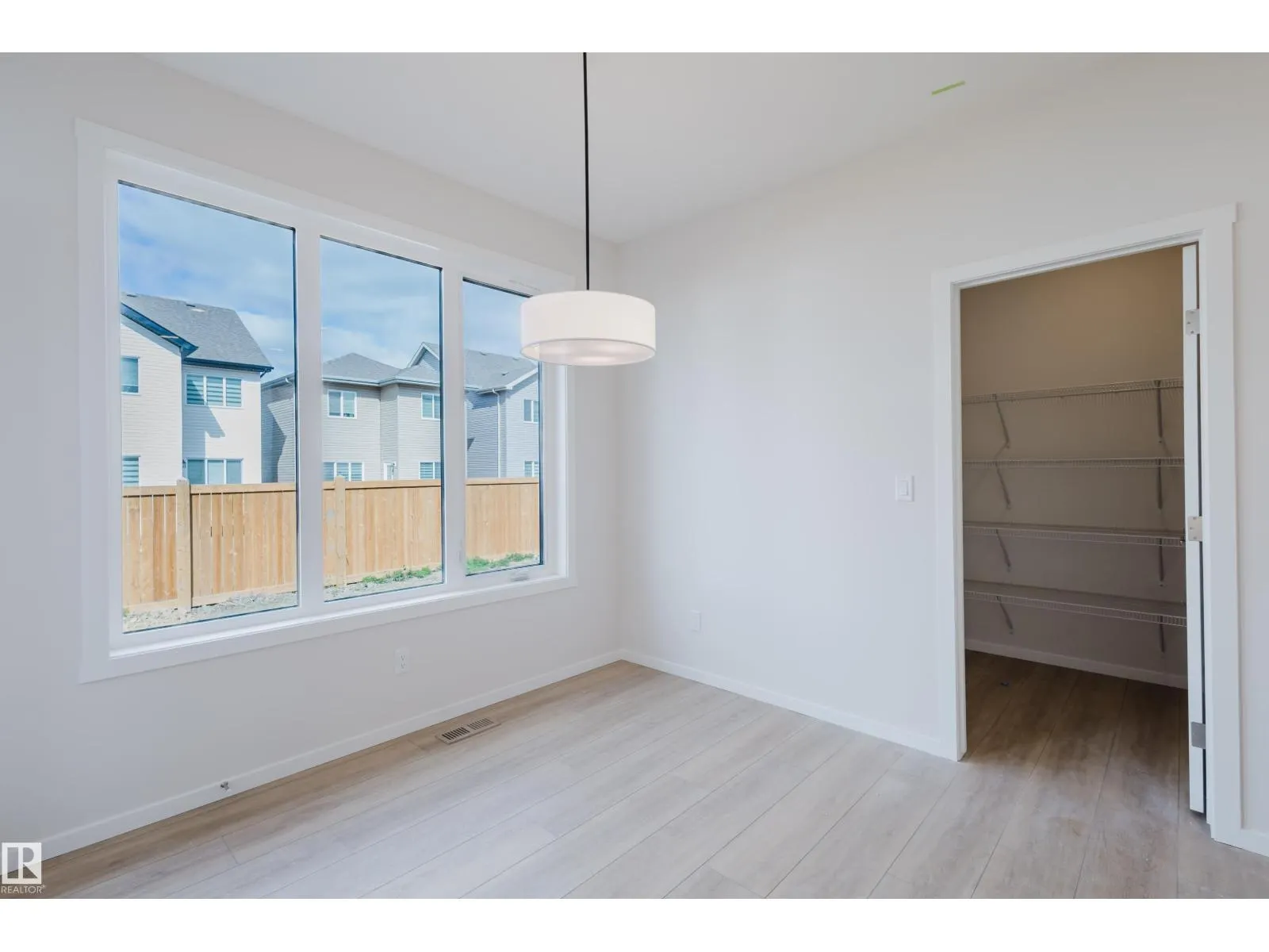 20505 16A AV NW