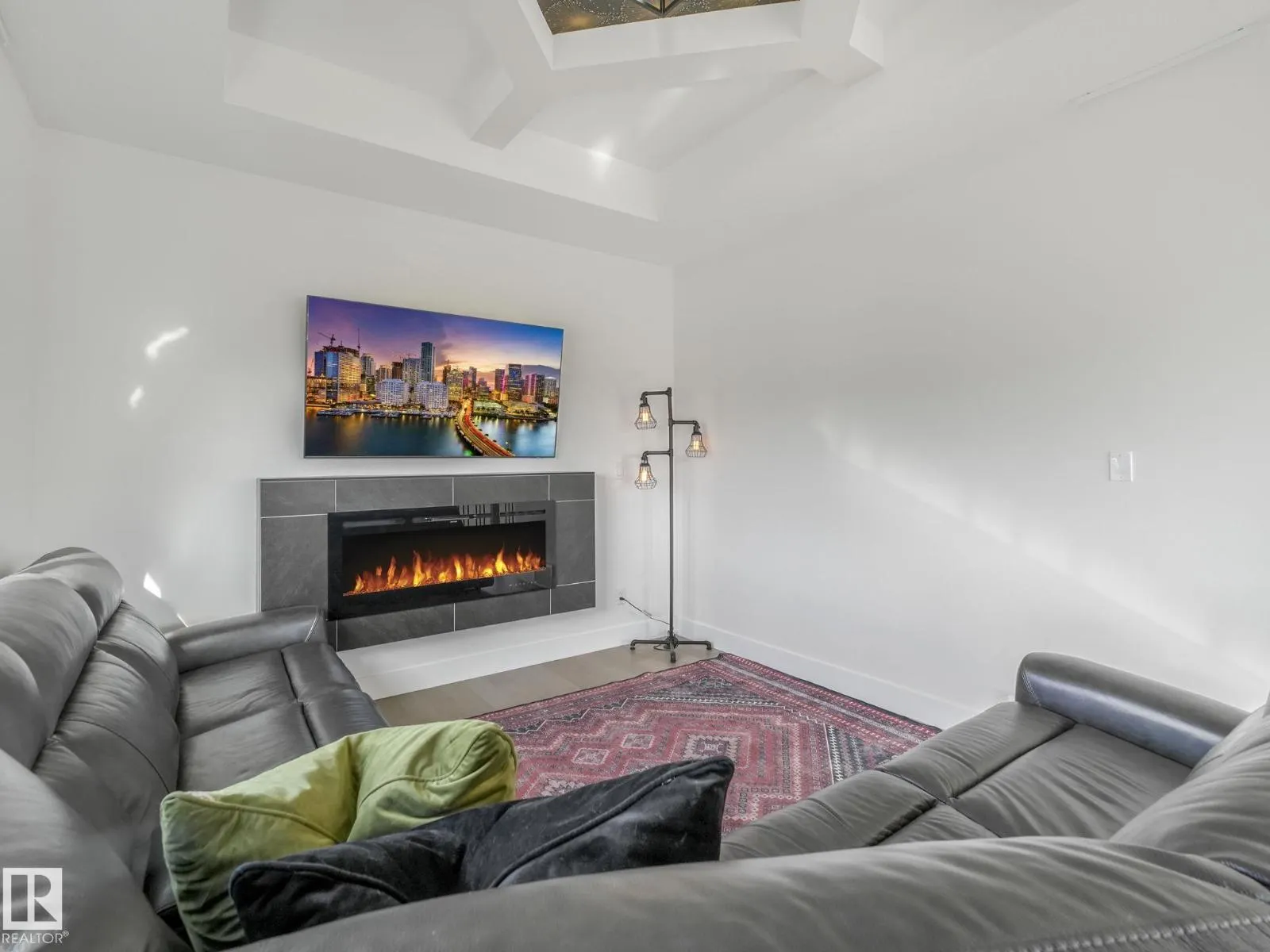 18120 89 ST NW