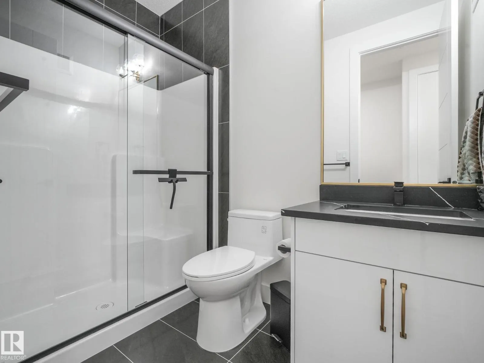18120 89 ST NW