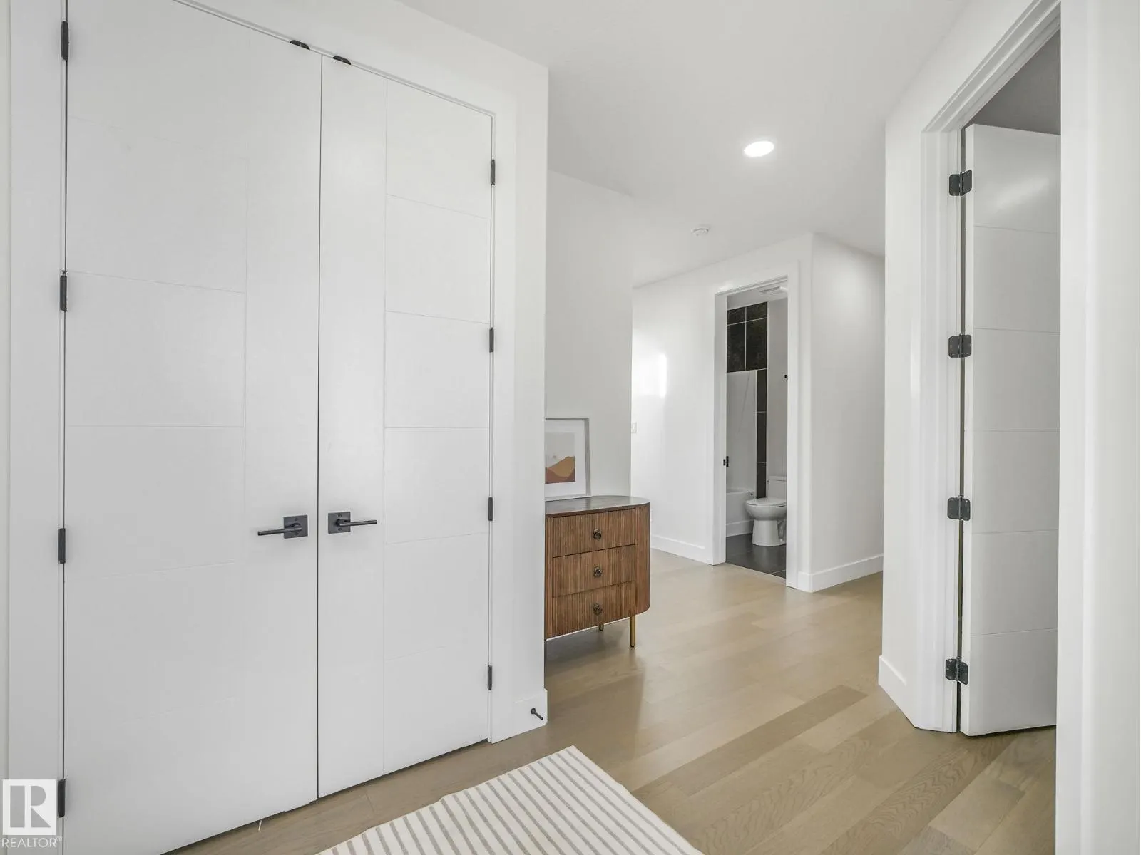 18120 89 ST NW