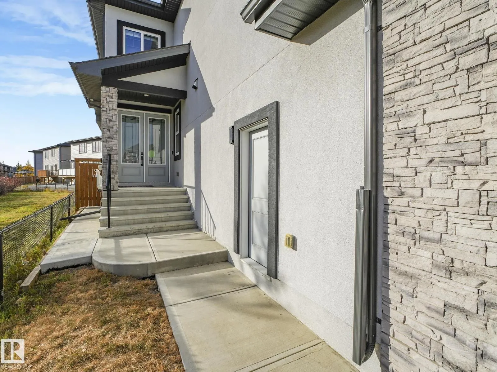 18120 89 ST NW