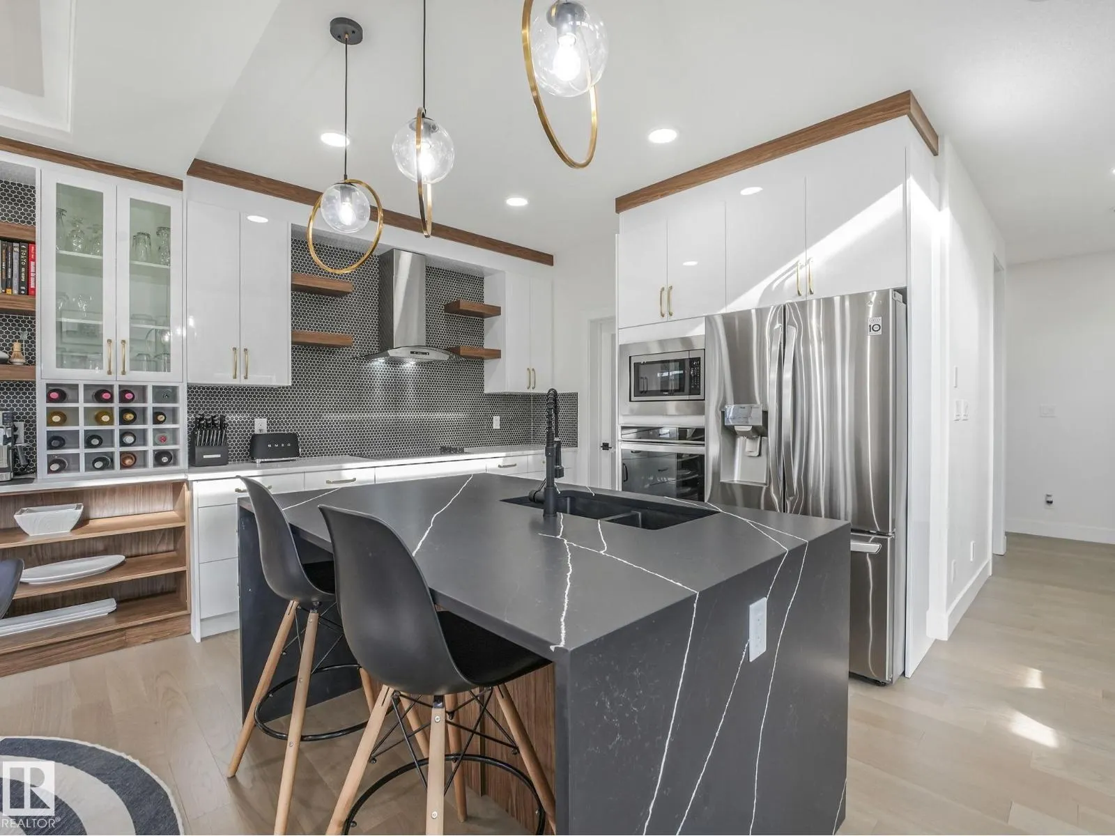 18120 89 ST NW