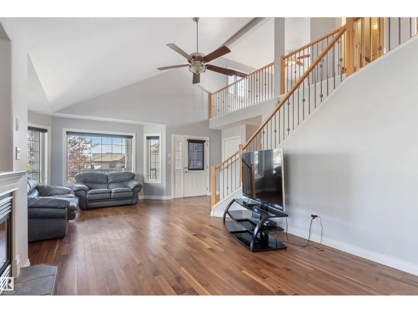 3712 69 ST