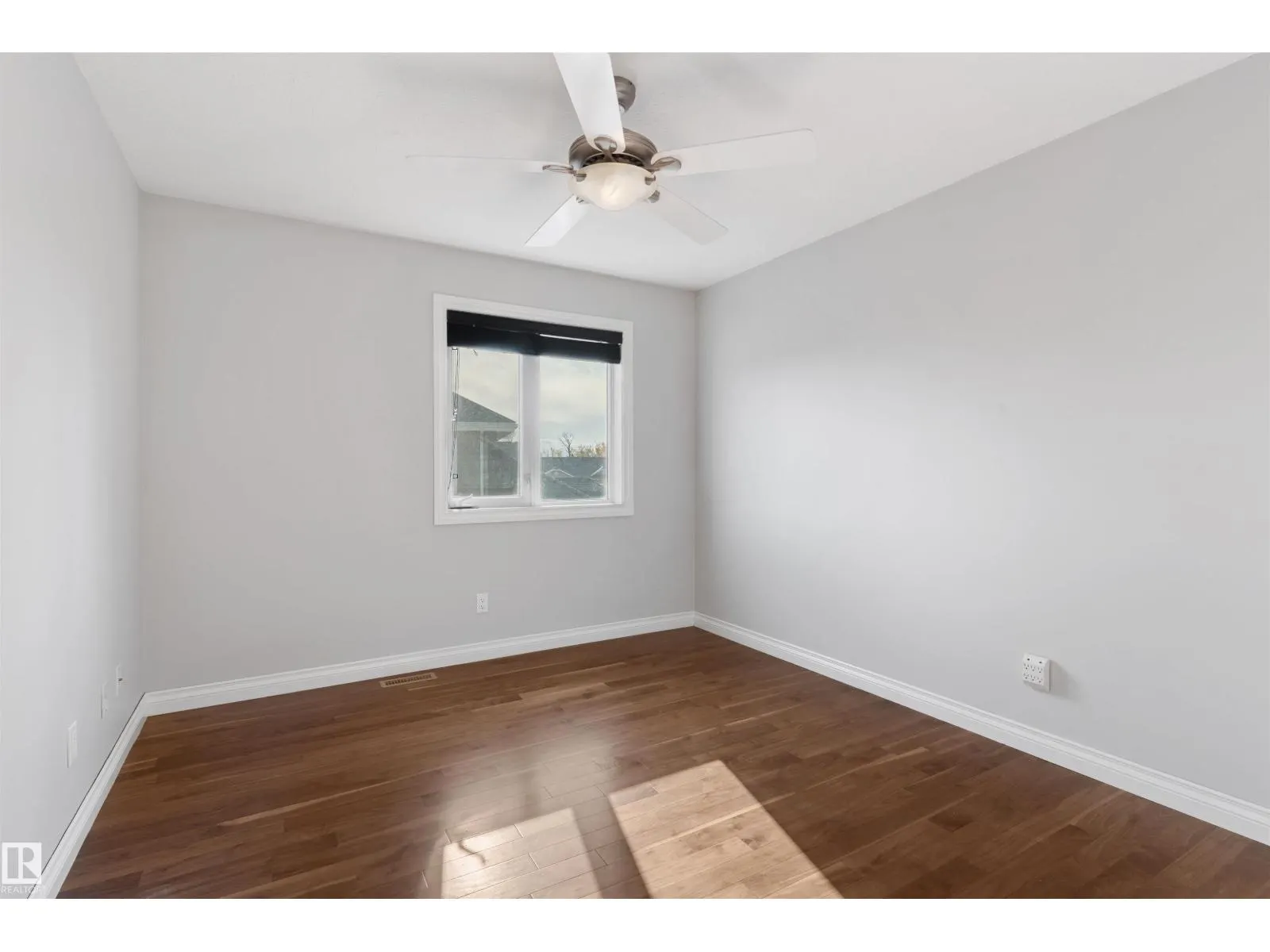 3712 69 ST