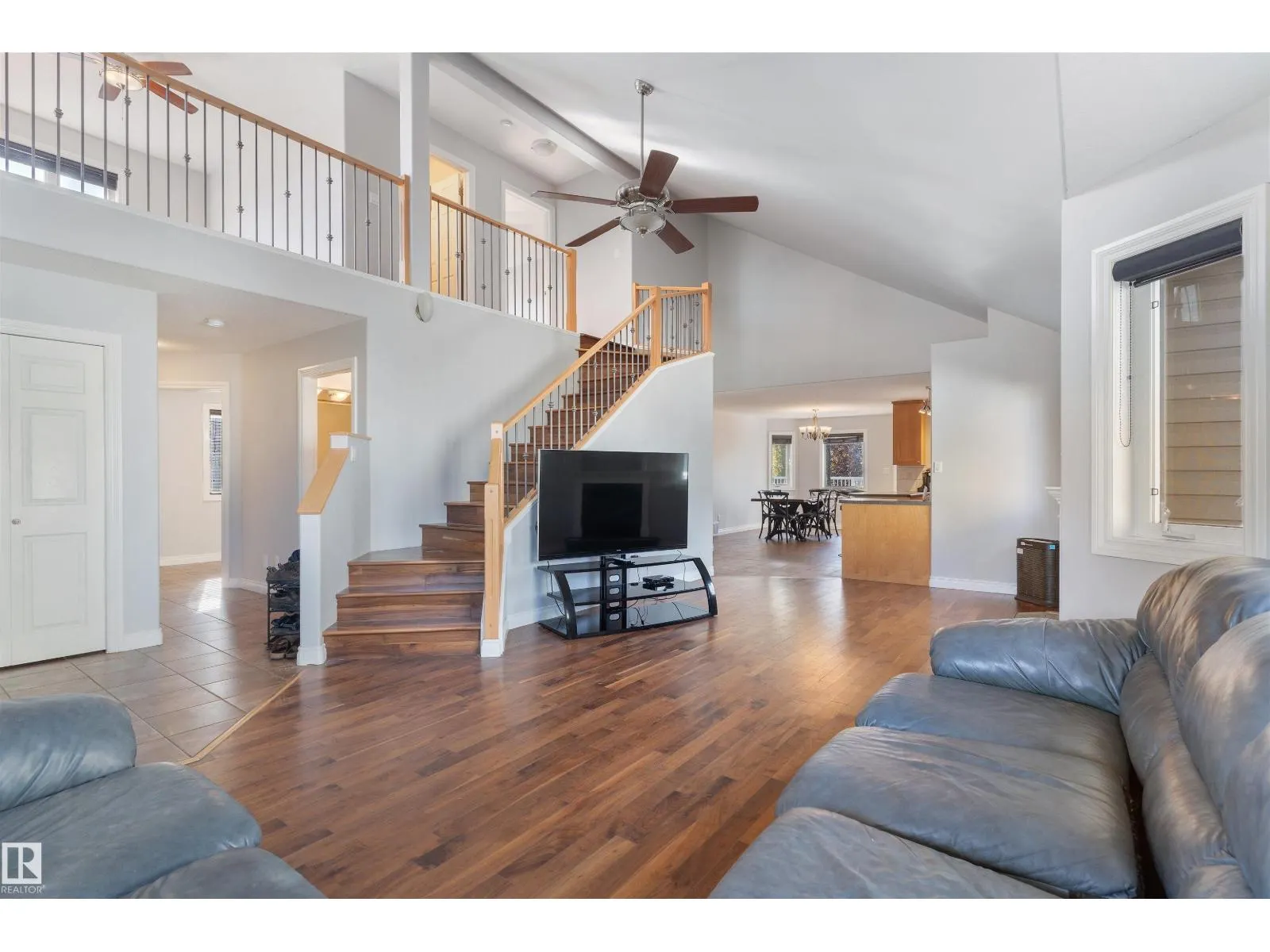 3712 69 ST