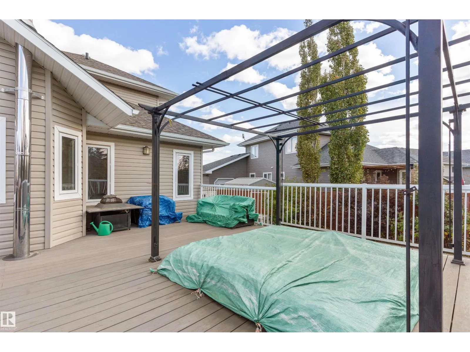 3712 69 ST