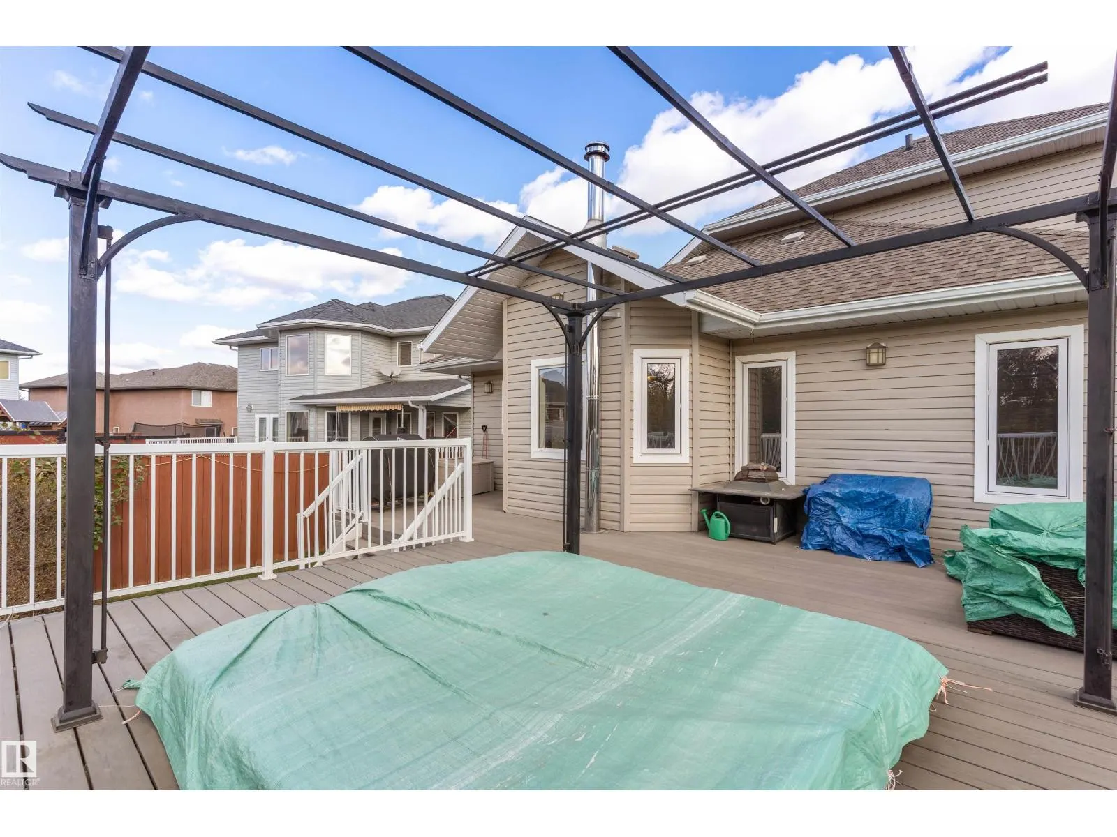 3712 69 ST