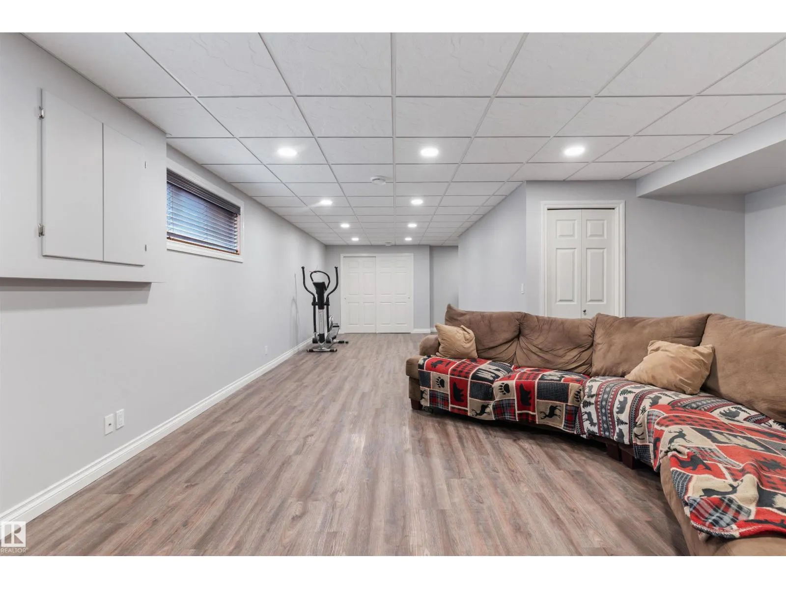 3712 69 ST