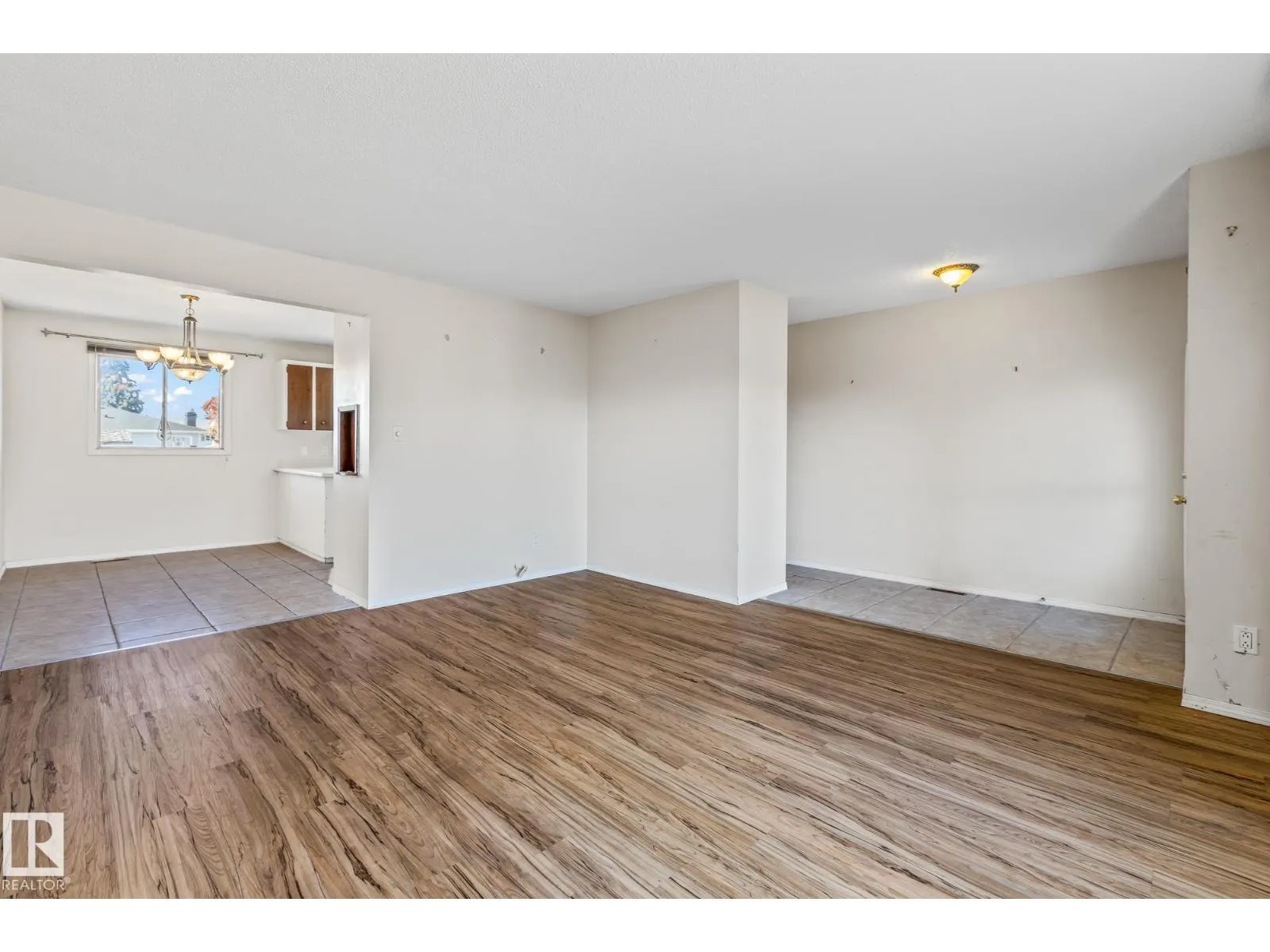 15124 95 ST NW