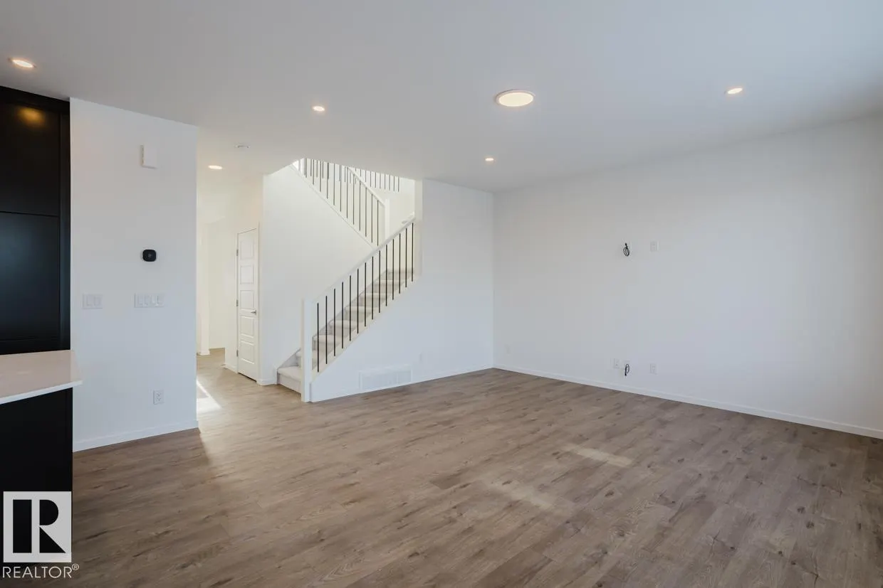 1027 Wolf Willow WY