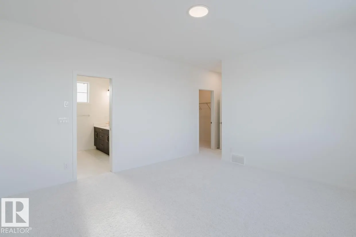 1027 Wolf Willow WY