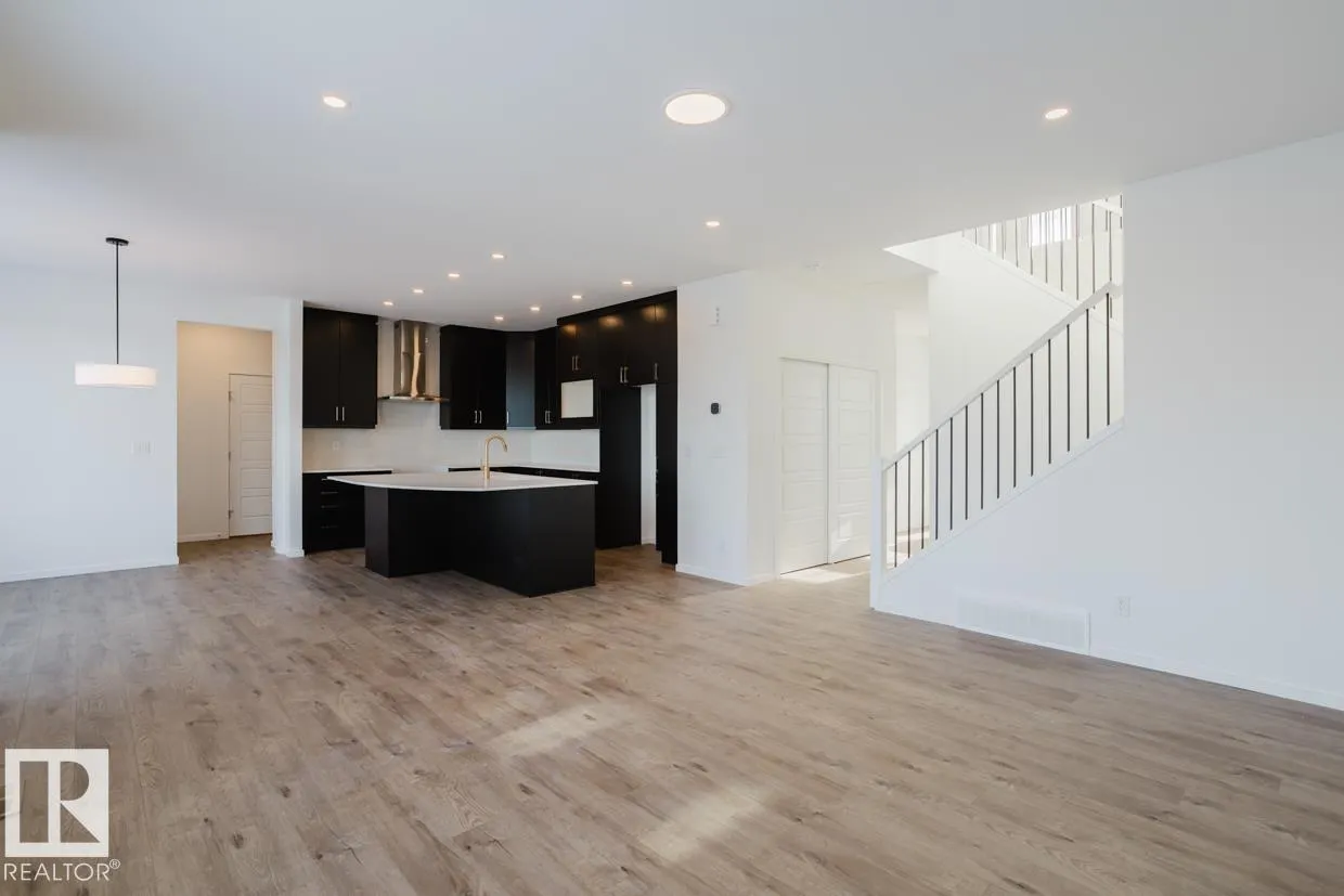 1027 Wolf Willow WY