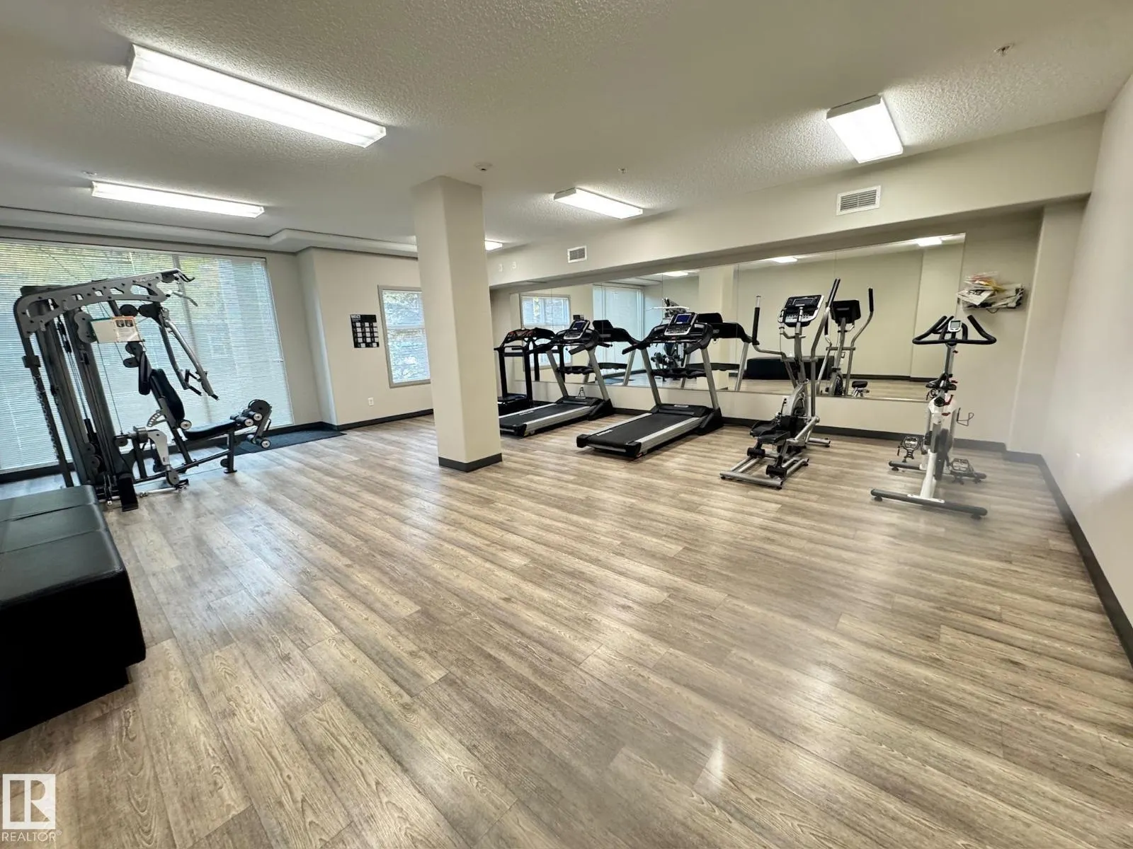 #218 508 Griesbach PR NW