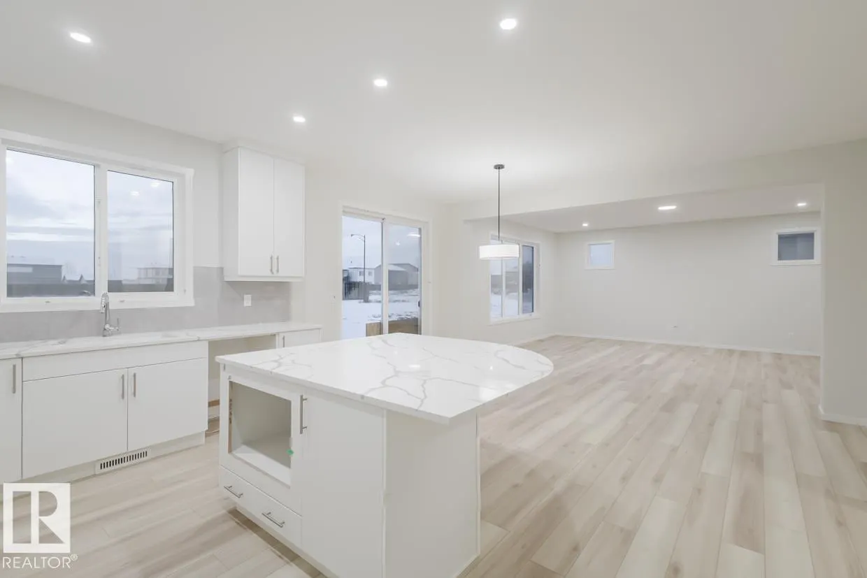 20510 16A AV NW
