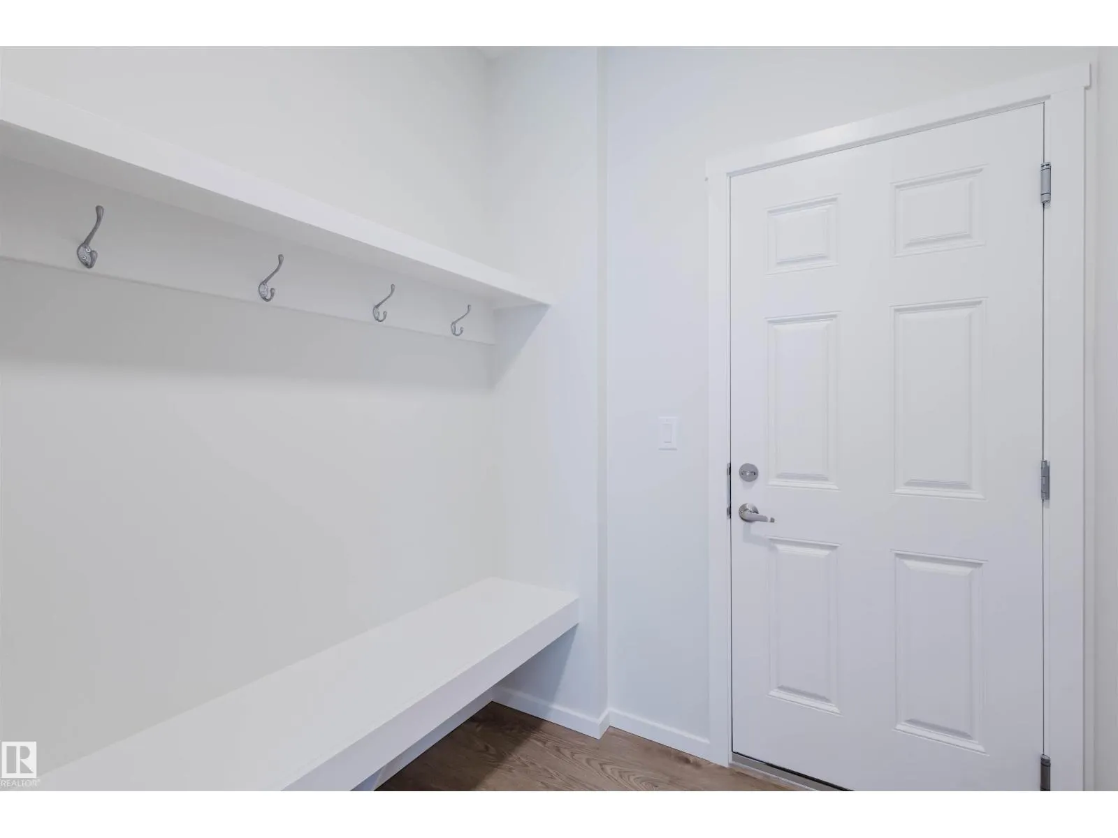 2031 209 ST NW