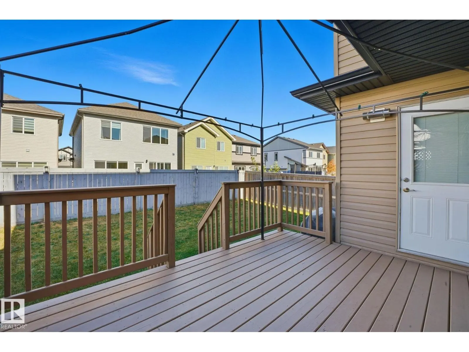 8710 180A AV NW